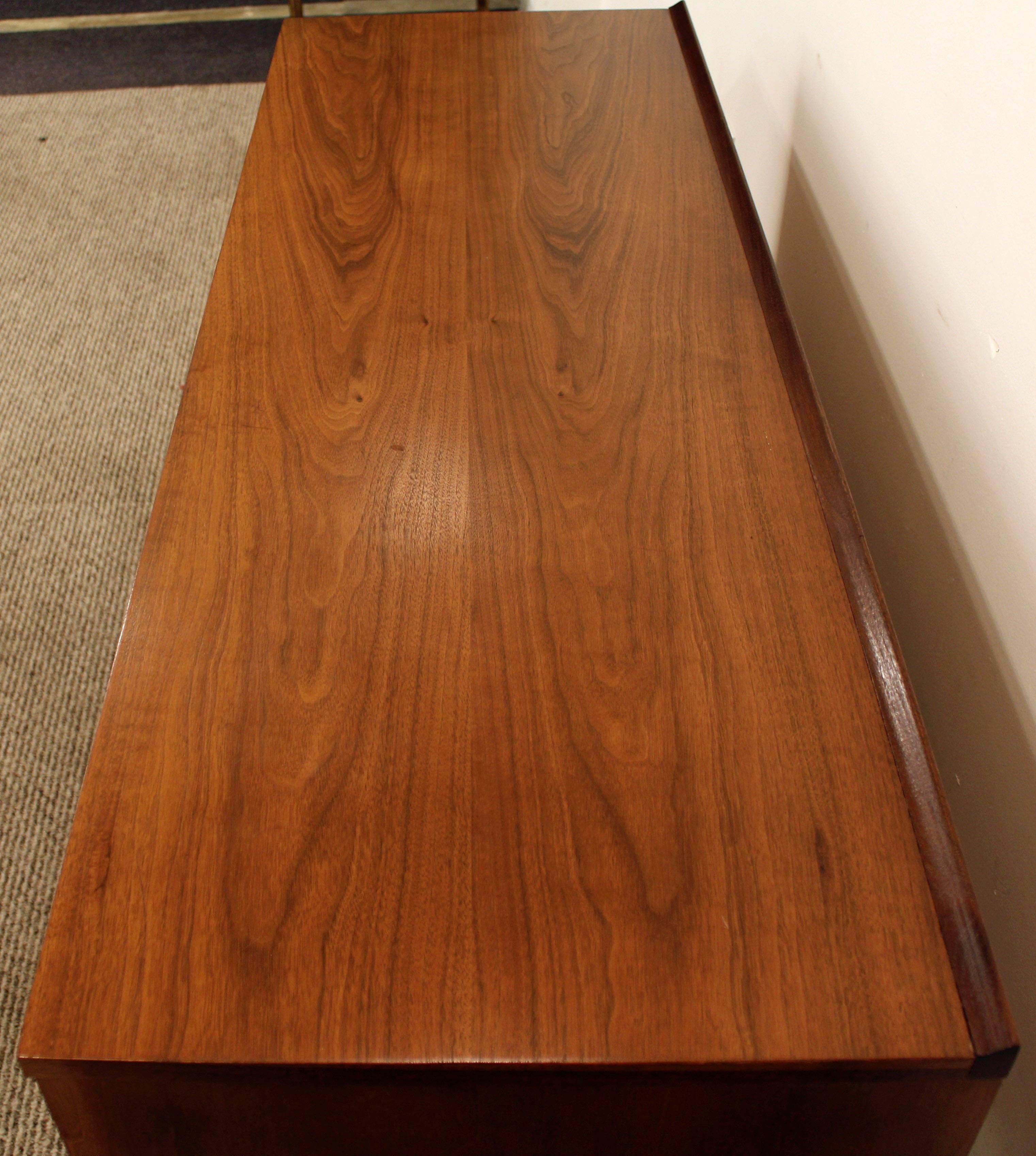 Mid-Century Modern Louvre-Front Credenza 2