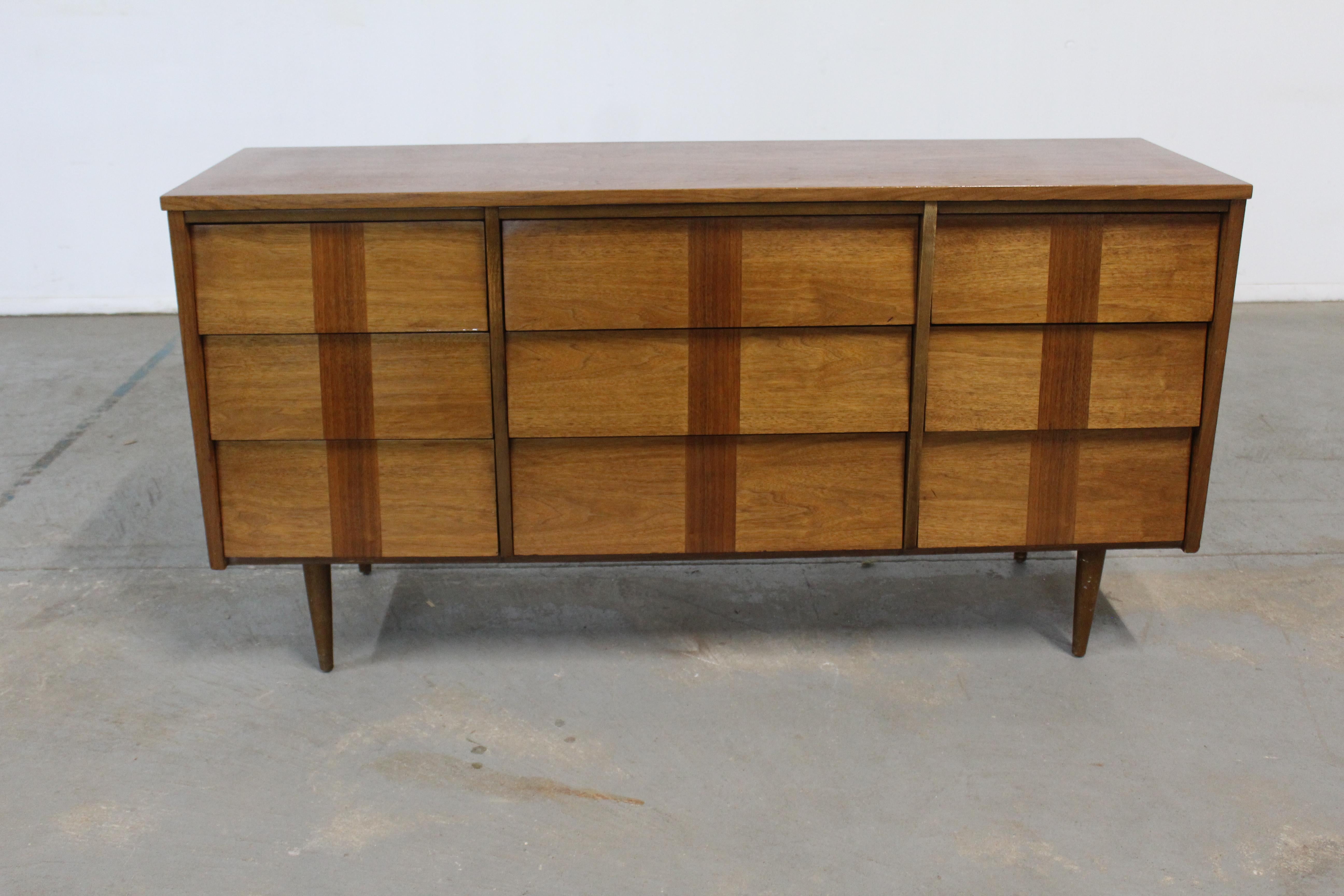 American Mid-Century Modern Louvre Front Walnut Credenza / Dresser on Pencil Legs For Sale