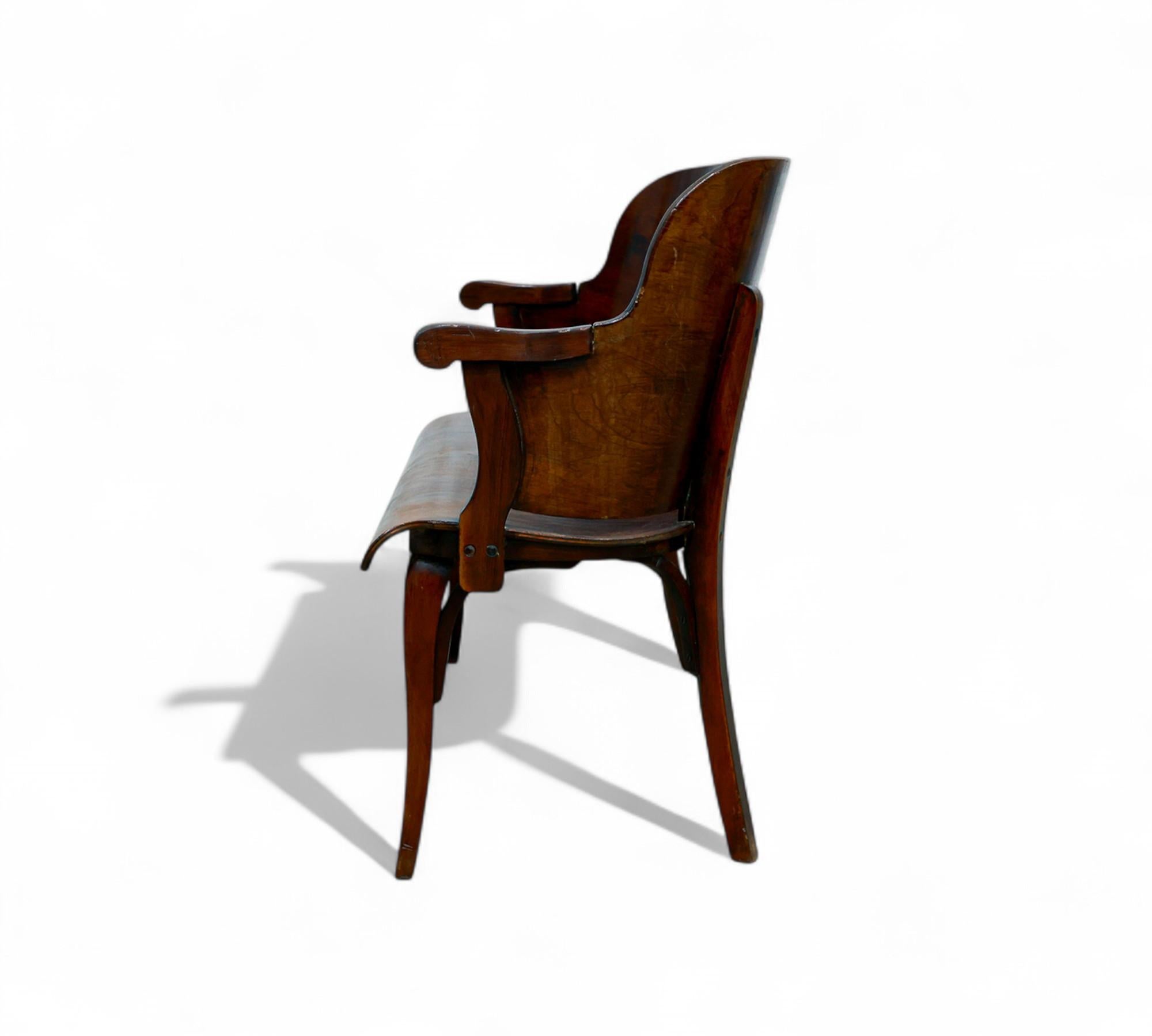 Mid-Century Modern Causeuse en bois courbé The Moderns par Cimo, c. 1950s en vente