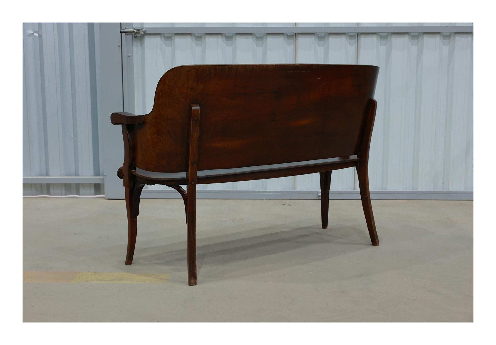 Brésilien Causeuse en bois courbé The Moderns par Cimo, c. 1950s en vente