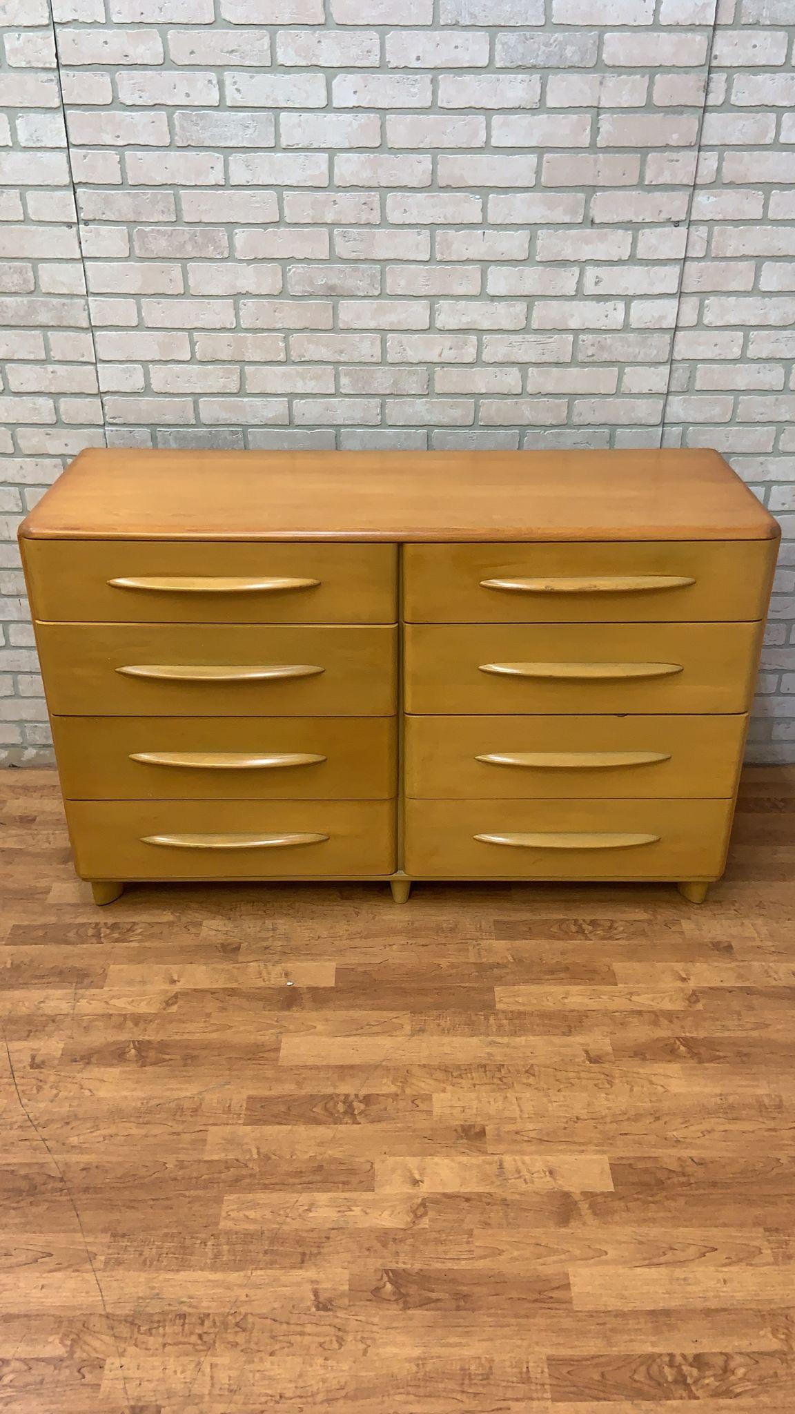Mid Century Modern Low Dresser by Heywood Wakefield In Good Condition In Chicago, IL