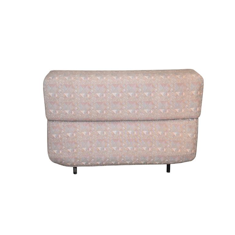 Américain Chaise carrée modulaire basse avec dossier, The Moderns en vente