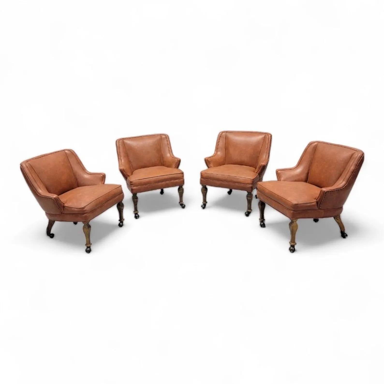Sedie da tavolo a basso profilo moderne del Mid Century - Set di 4

Set di 4 sedie da tavolo da gioco vintage della metà del secolo scorso, dalle linee pulite, con braccioli svasati e profilo basso. Tutti hanno il rivestimento originale in