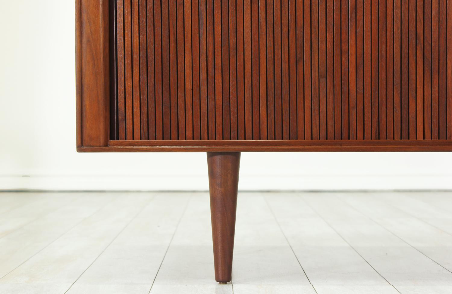 Mid-Century Modern Low Profile Tambour-Door Credenza by Barzilay 4