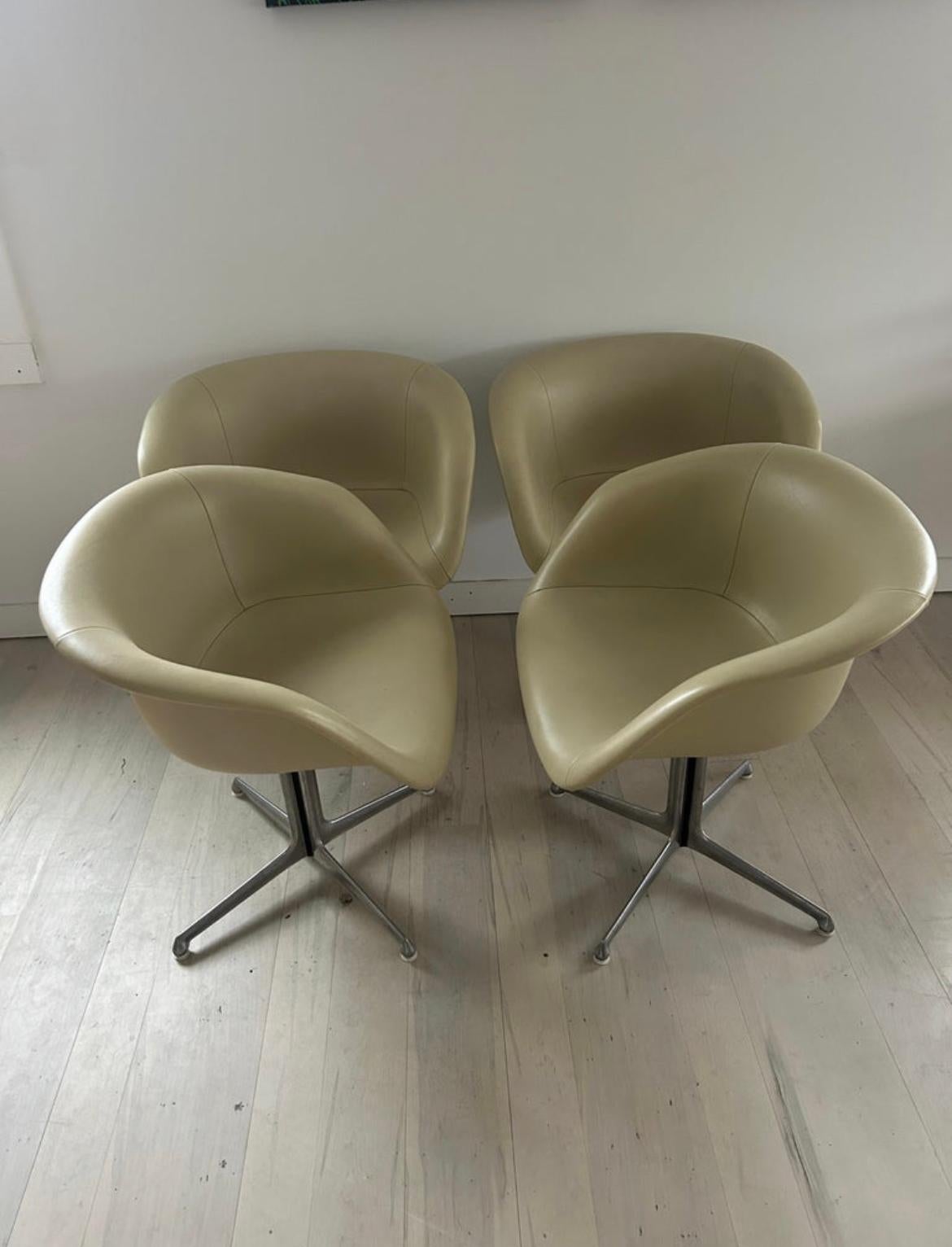 Aluminum Mid-Century Modern Low Shell Dining Chairs Tan
