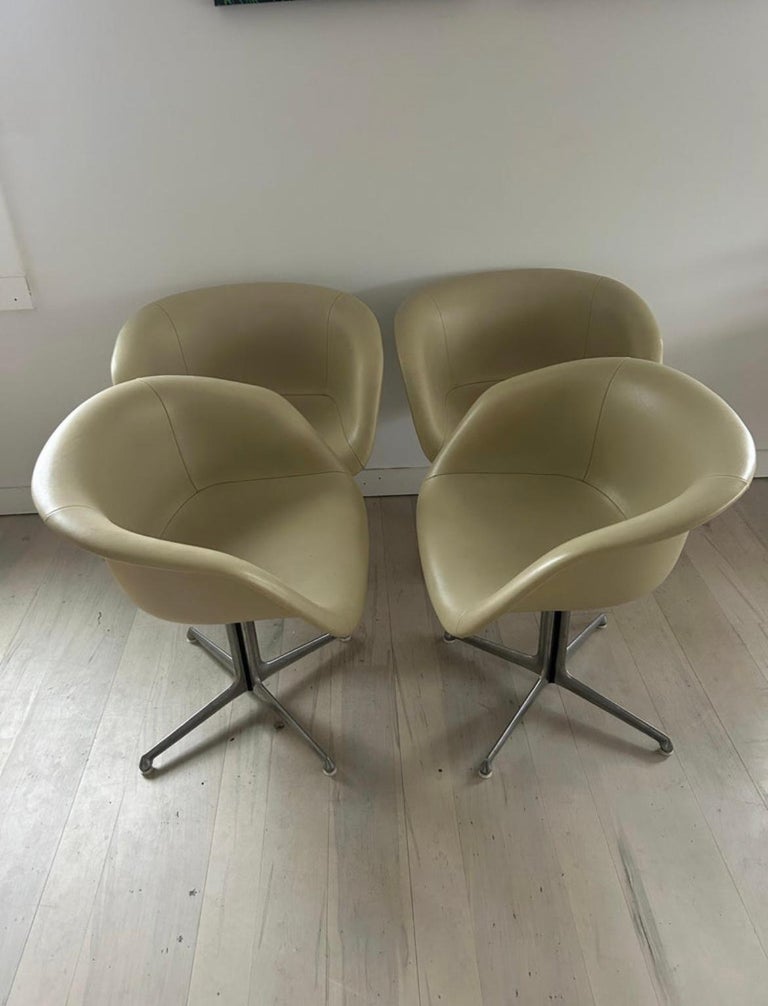 Mid-Century Modern Low Shell Dining Chairs Tan Style of Herman Miller