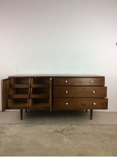 Mid-Century Modern Lowboy 9 Drawer Dresser from Declaration by Drexel