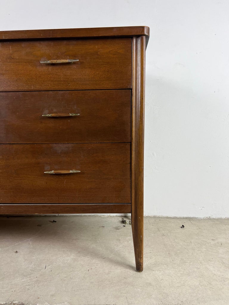 MidCentury Modern Lowboy Dresser from Saga Series by Broyhill For Sale