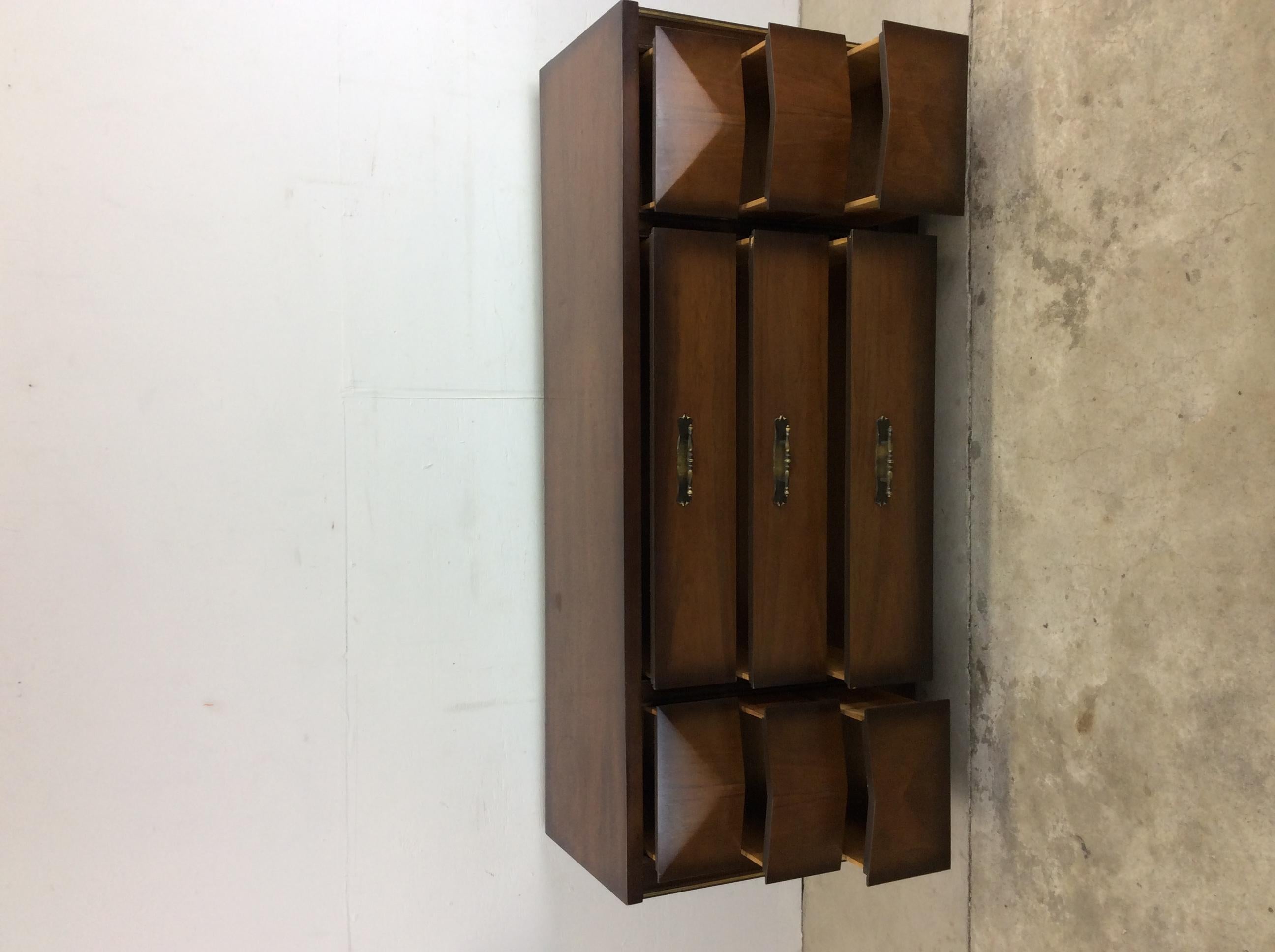 Mid Century Modern Lowboy Dresser with Beveled Drawer Faces In Good Condition For Sale In Freehold, NJ