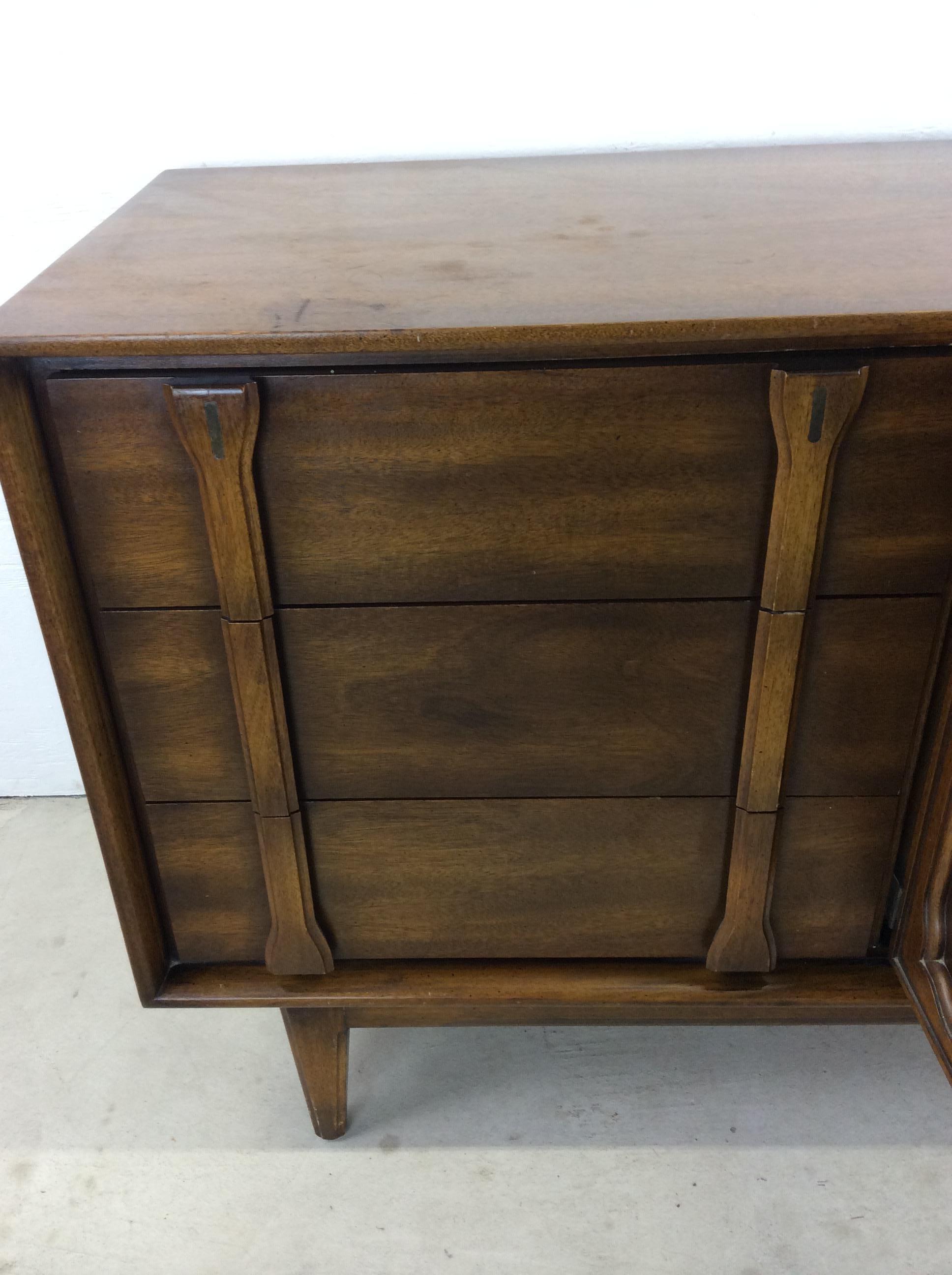 Mid-Century Modern Lowboy Dresser with Brass Hardware For Sale 3