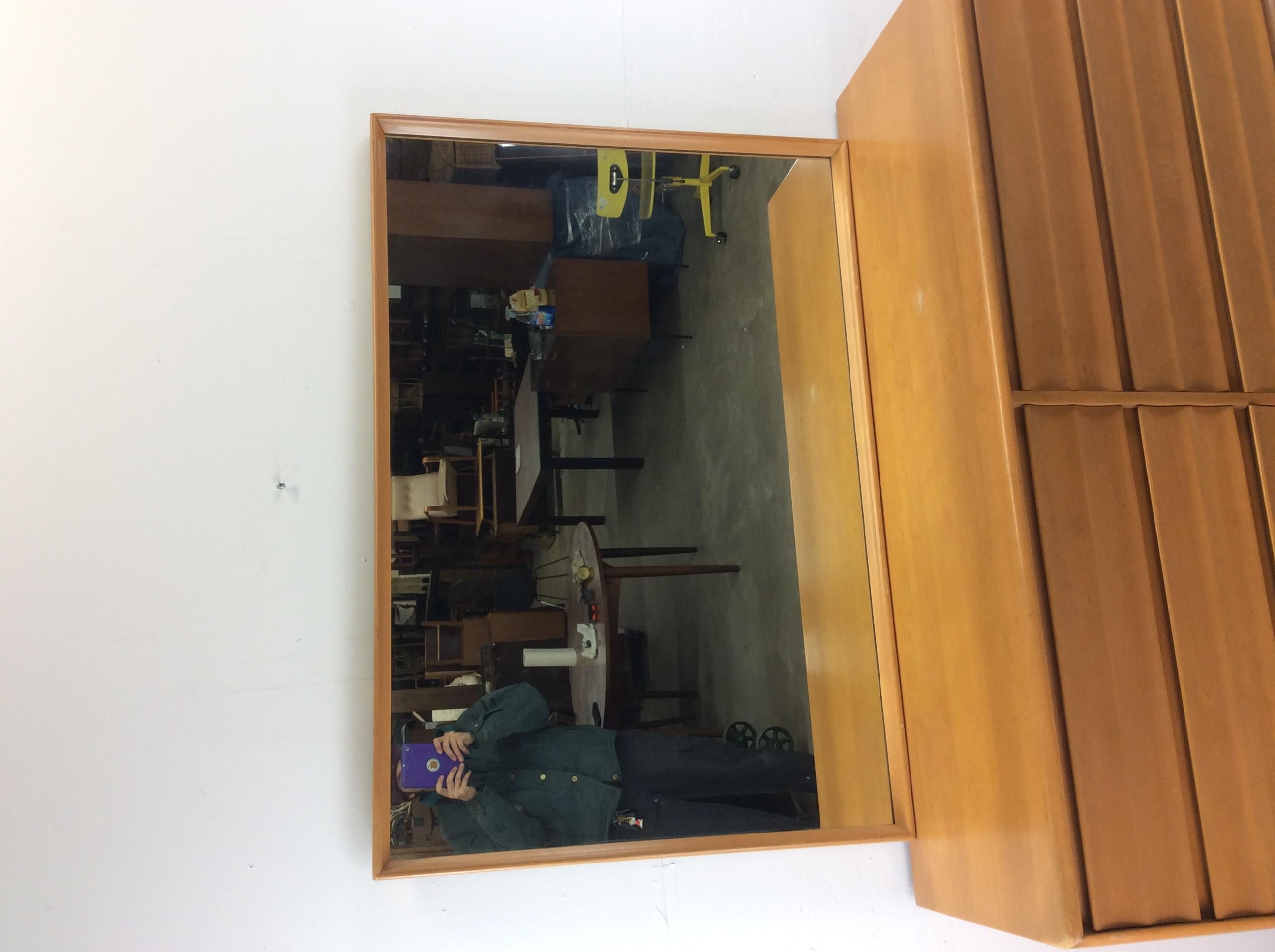 Mid Century Modern Lowboy Dresser with Mirror by Heywood Wakefield For Sale 4