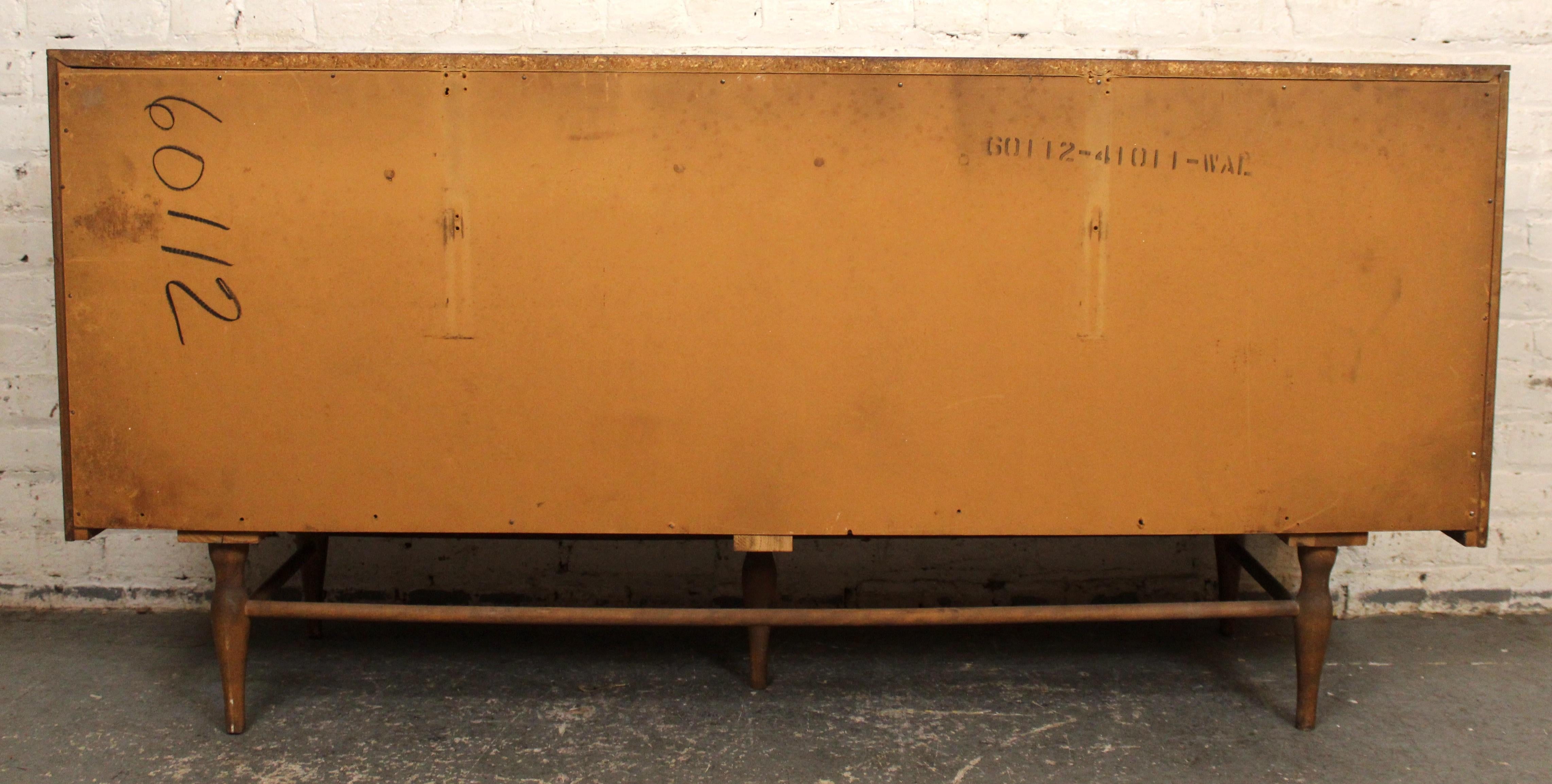 Mid-Century Modern Lowboy Walnut Dresser by Harmony House For Sale 12