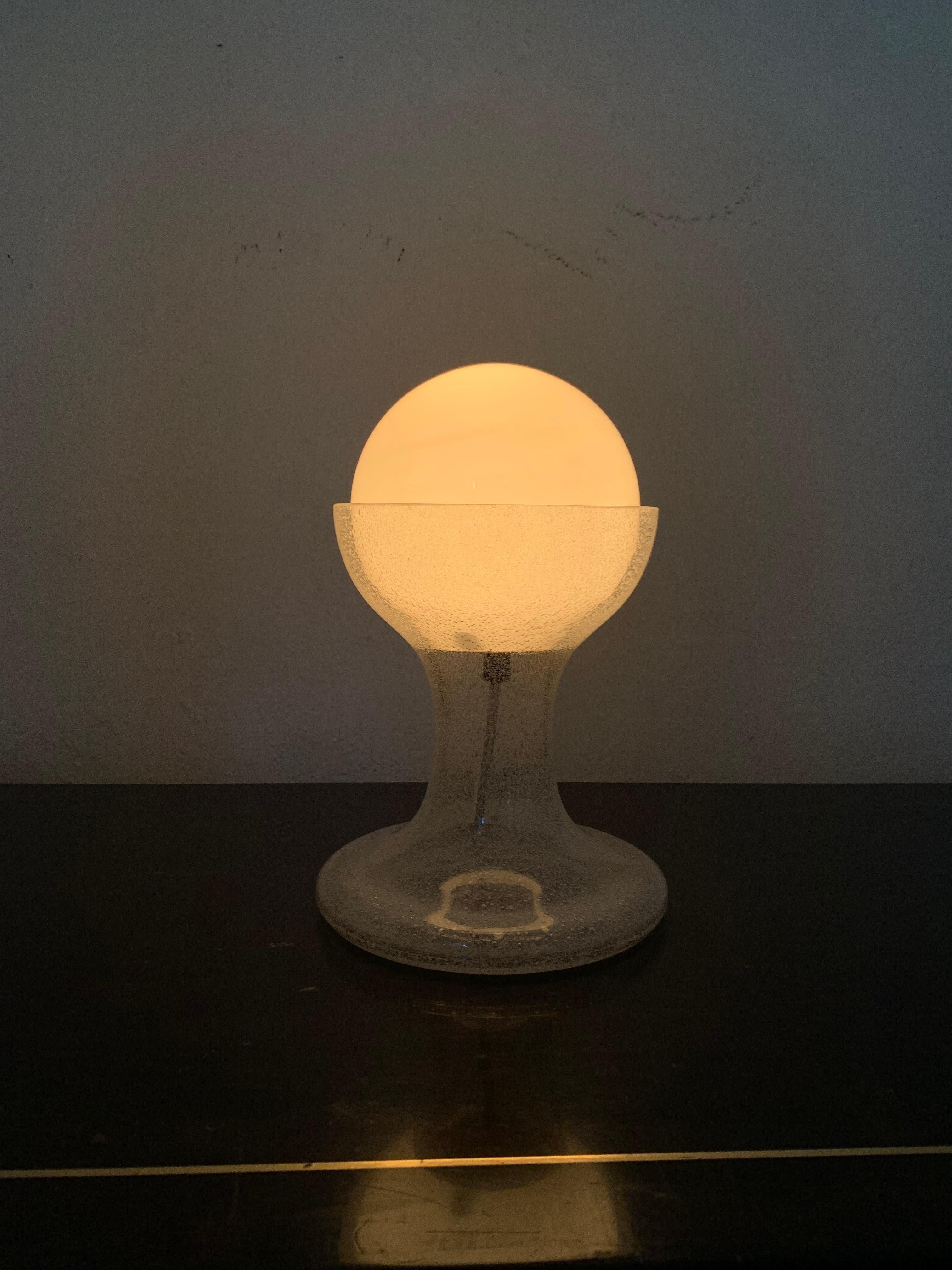 Mid-Century Modern  Table Lamp by Carlo Nason for Mazzega, 1970 For Sale 4