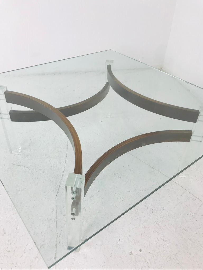 Mid-Century Modern Lucite and Bentwood Cocktail Table For Sale 7