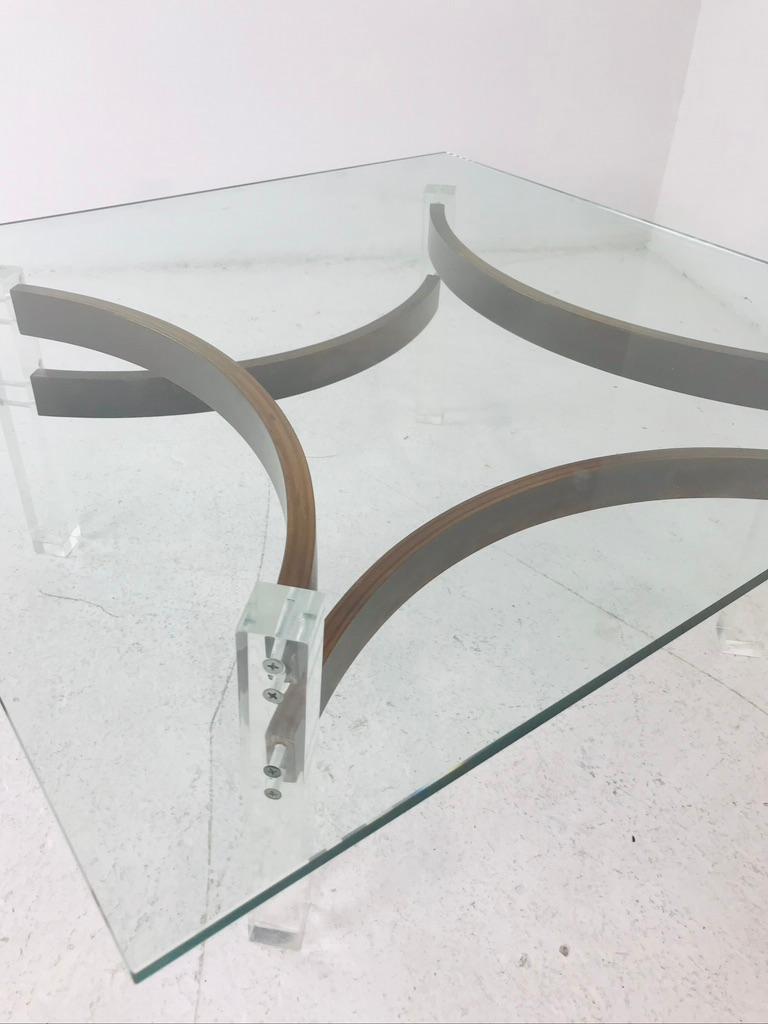Mid-Century Modern Lucite and Bentwood Cocktail Table For Sale 1