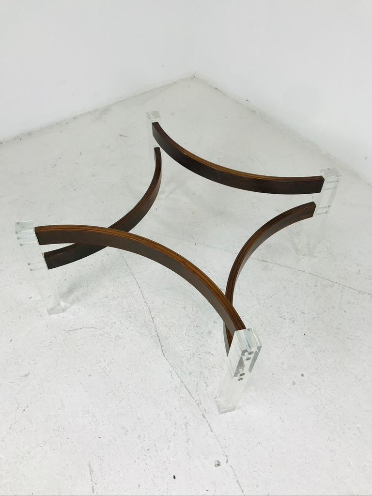 Mid-Century Modern Lucite and Bentwood Cocktail Table For Sale 5