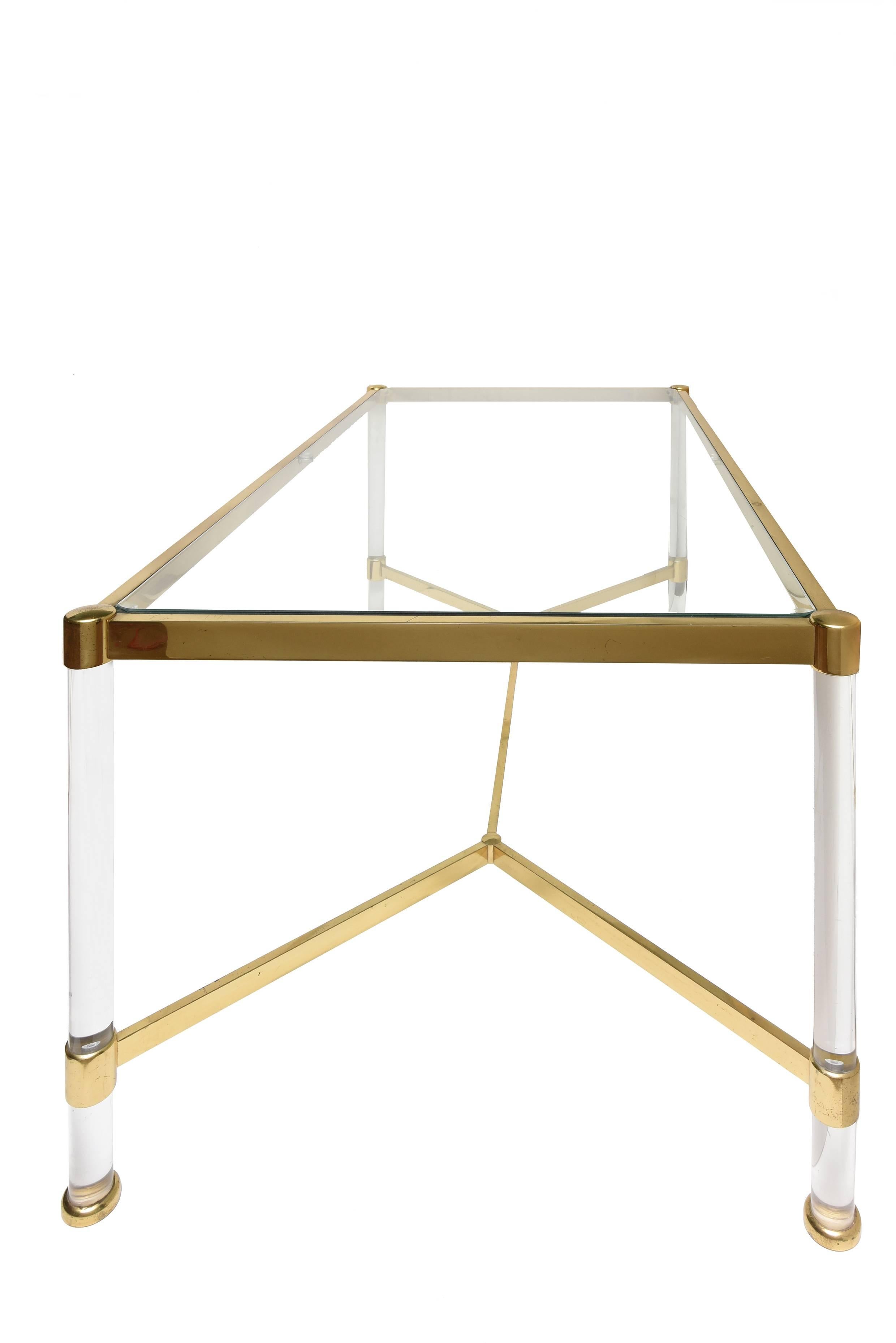 Italian Mid-Century Modern Lucite and Brass Coffee Table For Sale