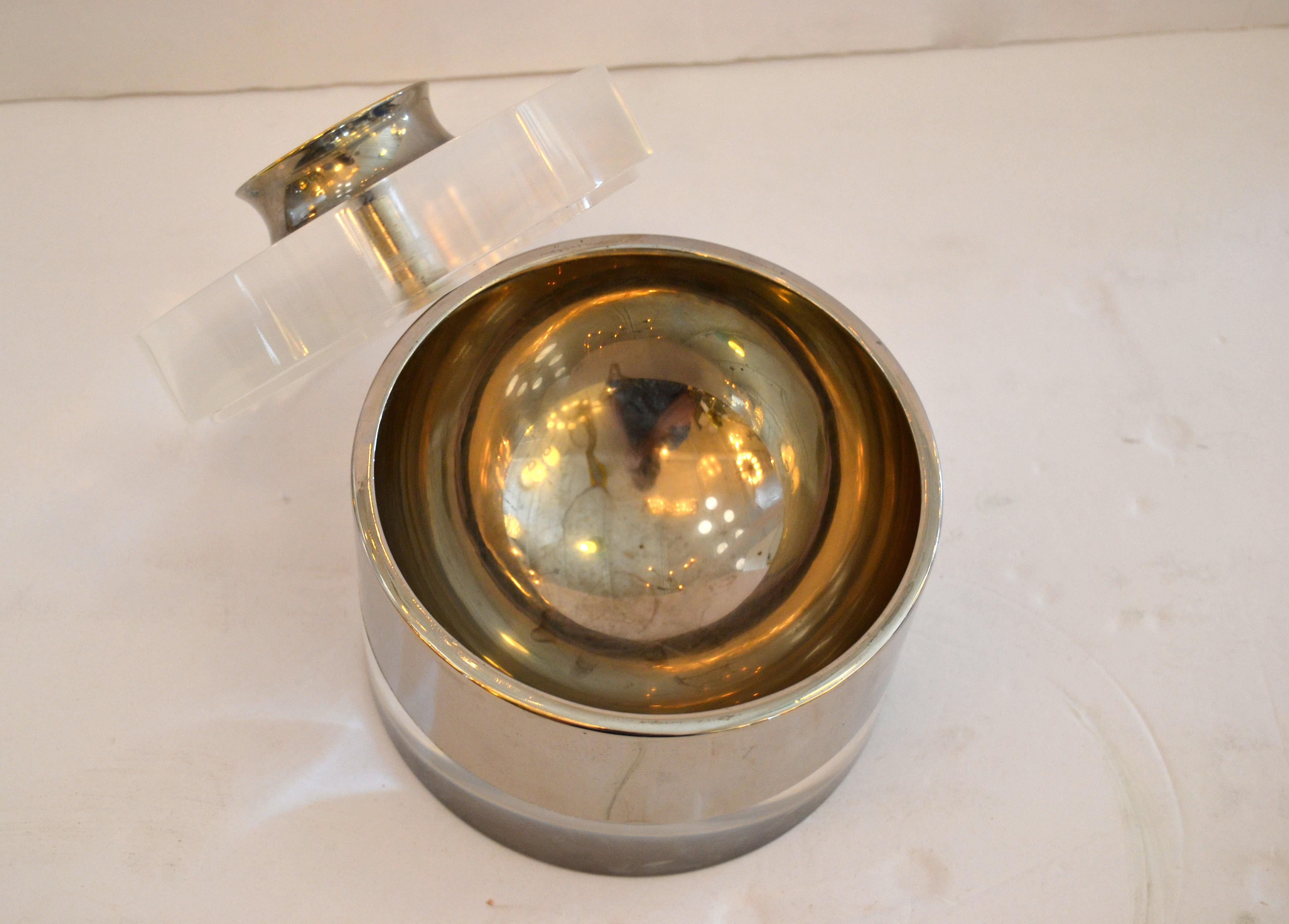 Mid-Century Modern Lucite and Chrome Ice Bucket or Candy Dish In Good Condition In Miami, FL