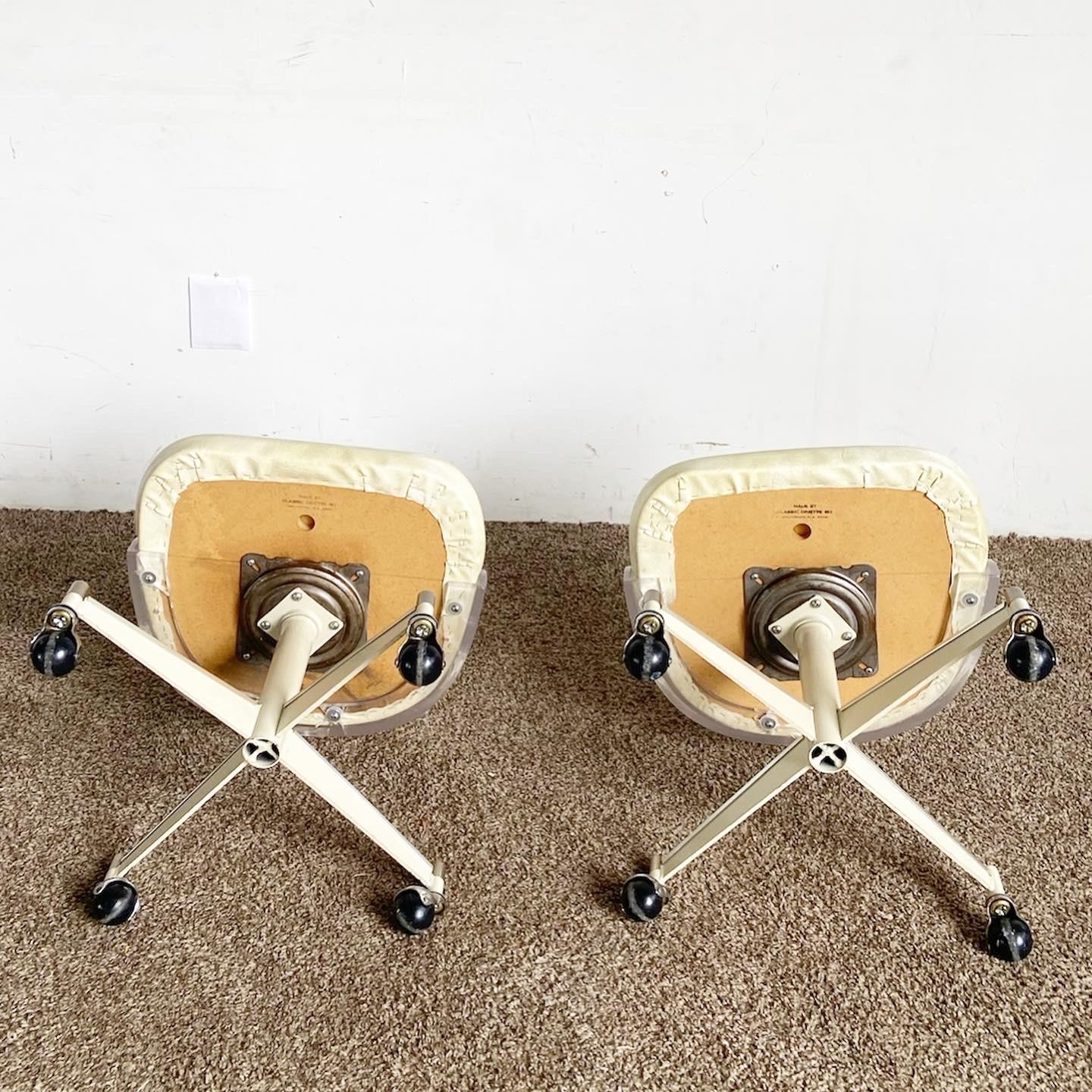 Late 20th Century Mid Century Modern Lucite Back Cream Cushion and Metal Dining Chairs - 4 Chairs For Sale