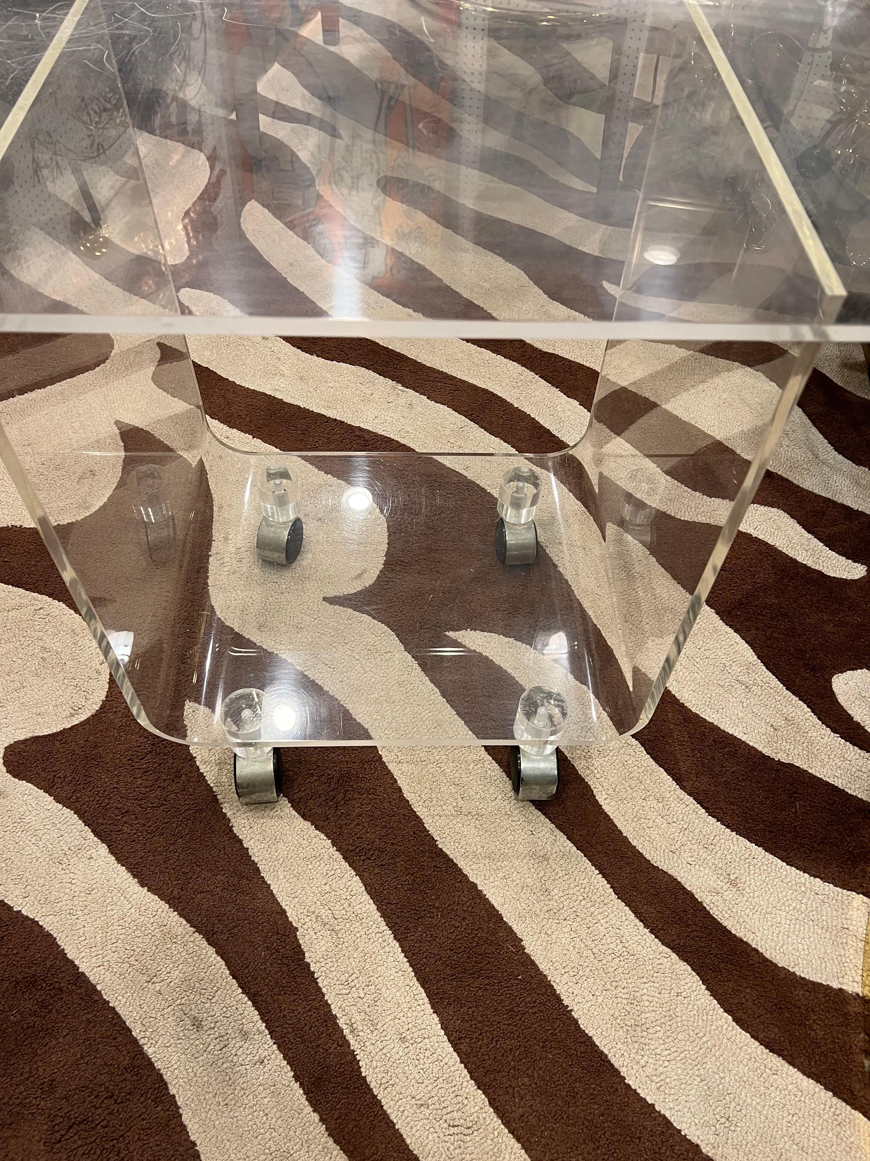 Mid-Century Modern Lucite Stand or Cart 15