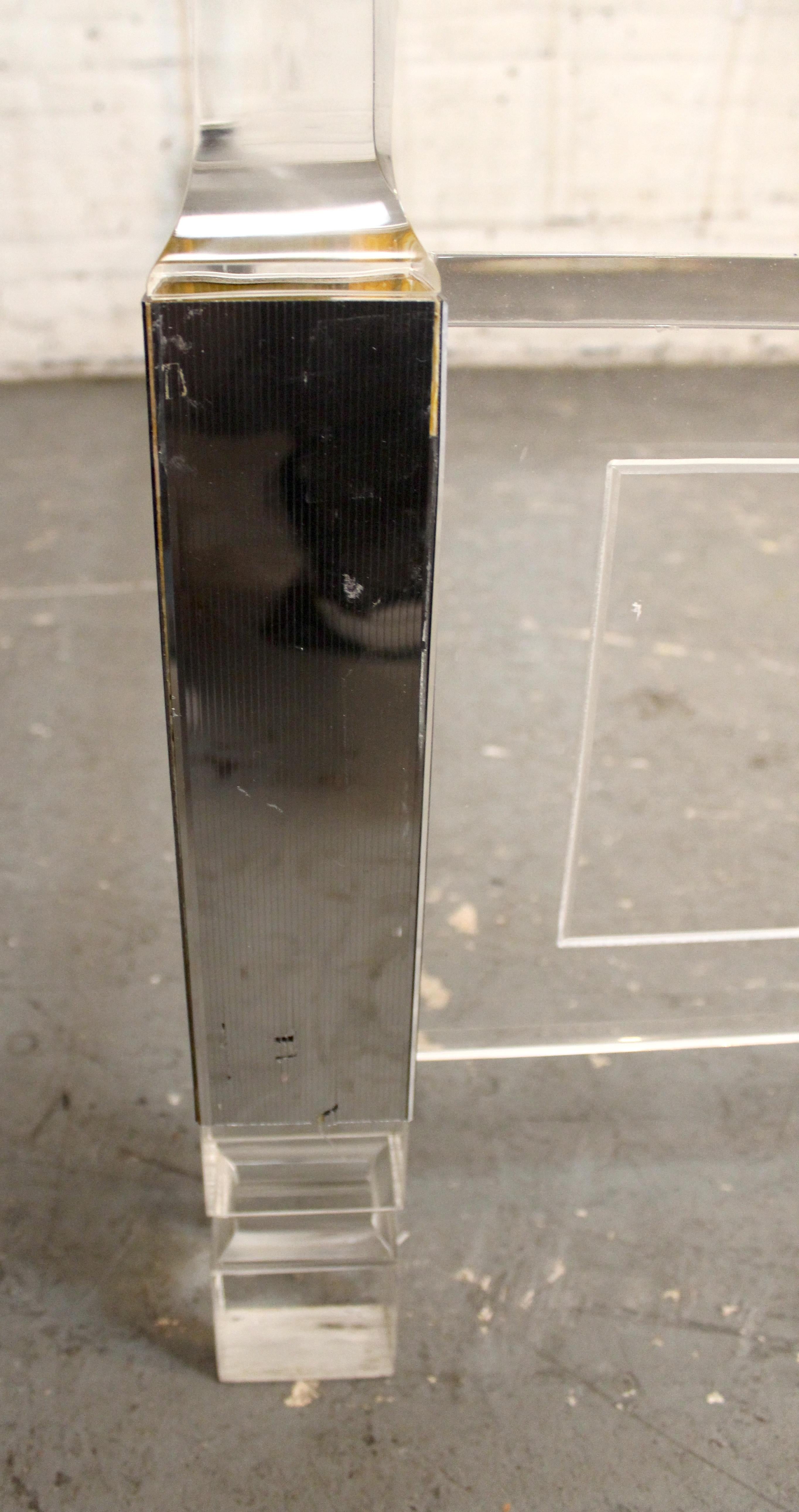 Mid-Century Modern Lucite Bed For Sale 8