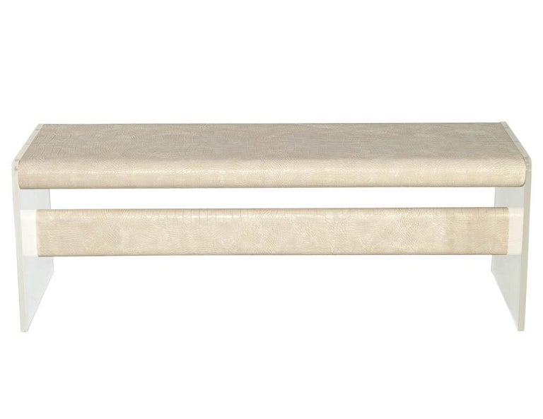 Mid-Century Modern Lucite Bench For Sale at 1stDibs