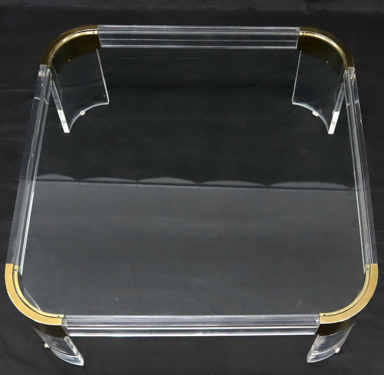 Mid-Century Modern Lucite Brass Glass Top Rounded Square Coffee Table In Good Condition For Sale In Rockaway, NJ