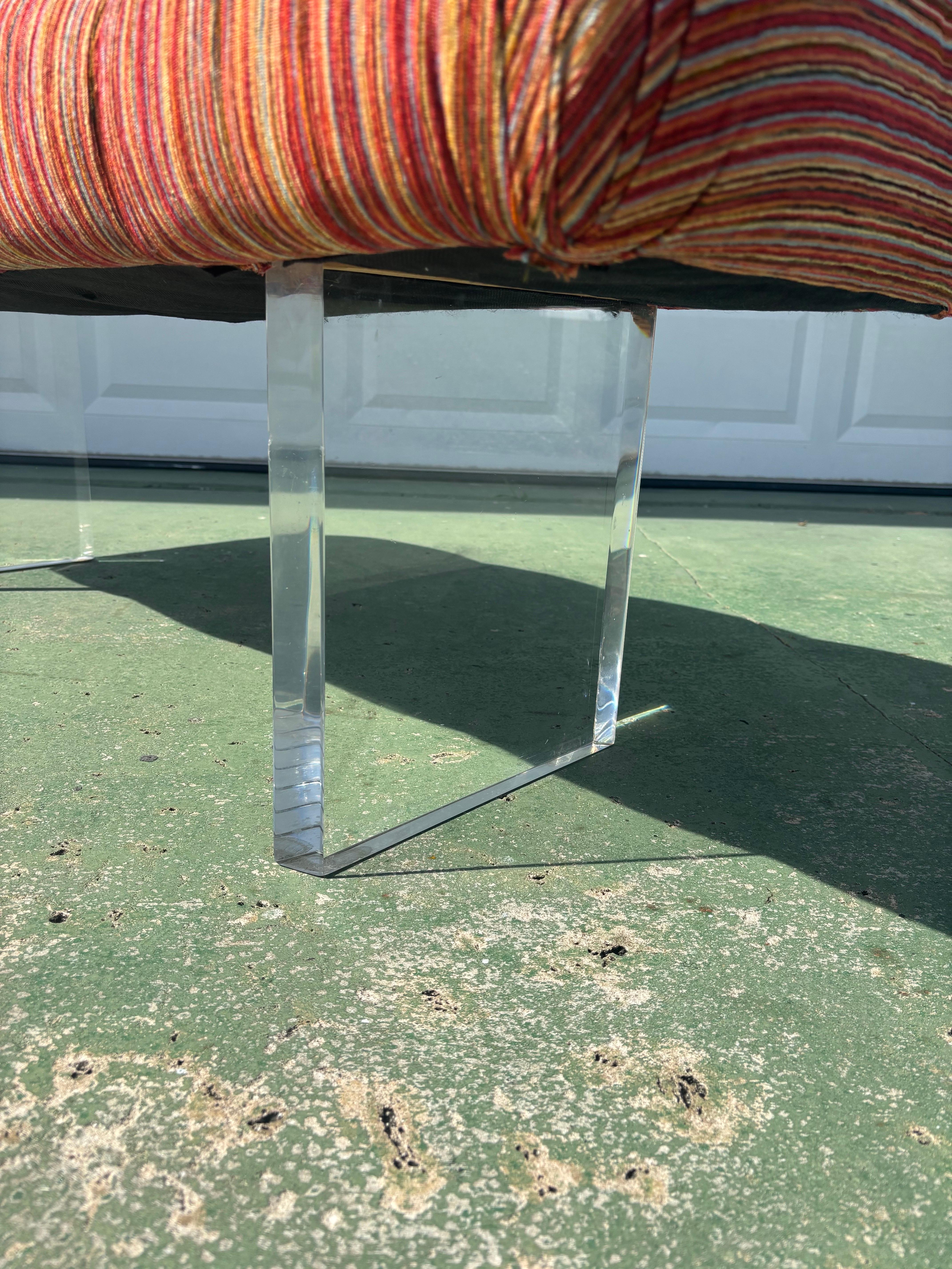 Banco Nube Lucite Mid Century Modern Tapicería en venta