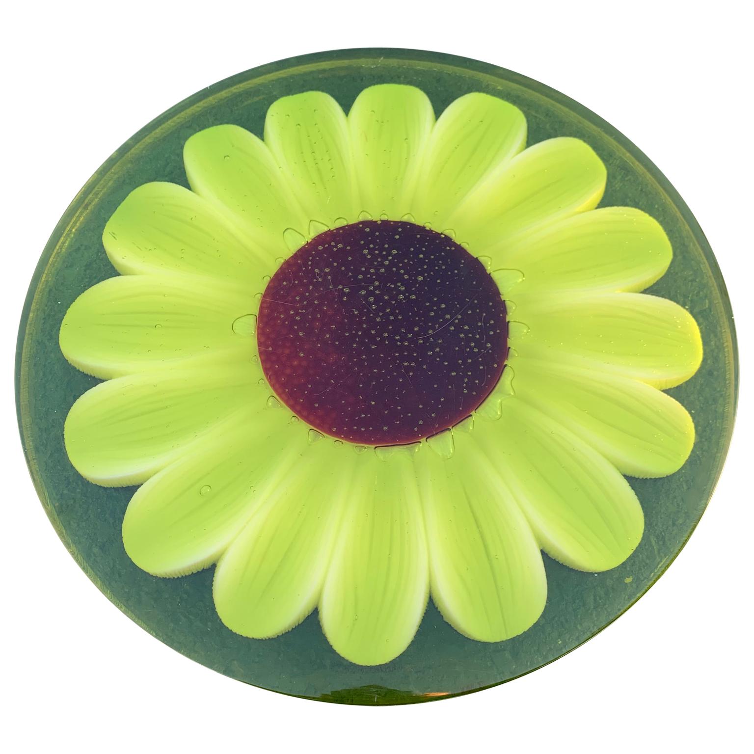 Mid-Century Modern Lucite cutting board with green marguerite daisy flower decor.