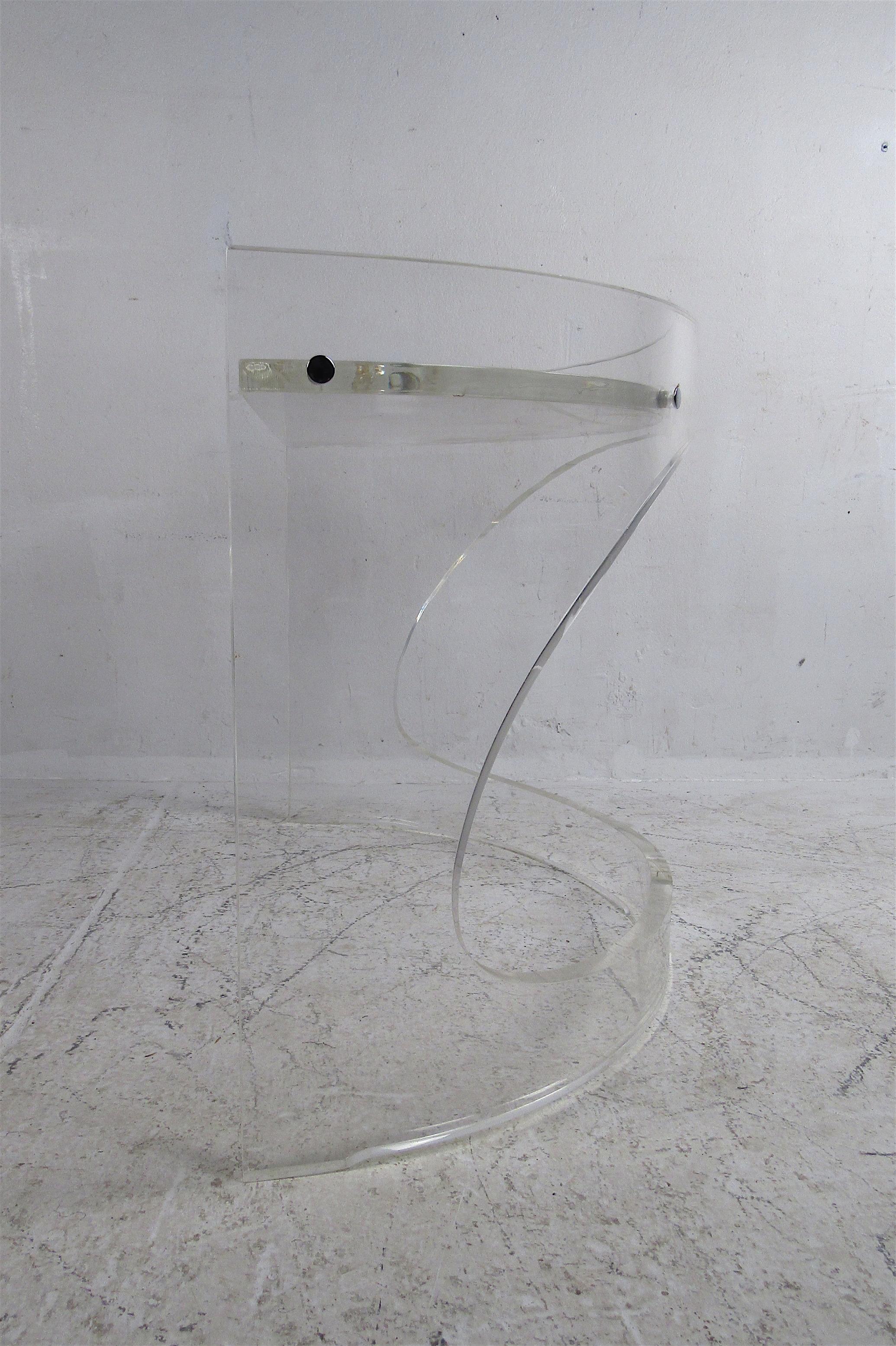 Mid-Century Modern Lucite Demilune Console Table or Dry Bar In Good Condition In Brooklyn, NY
