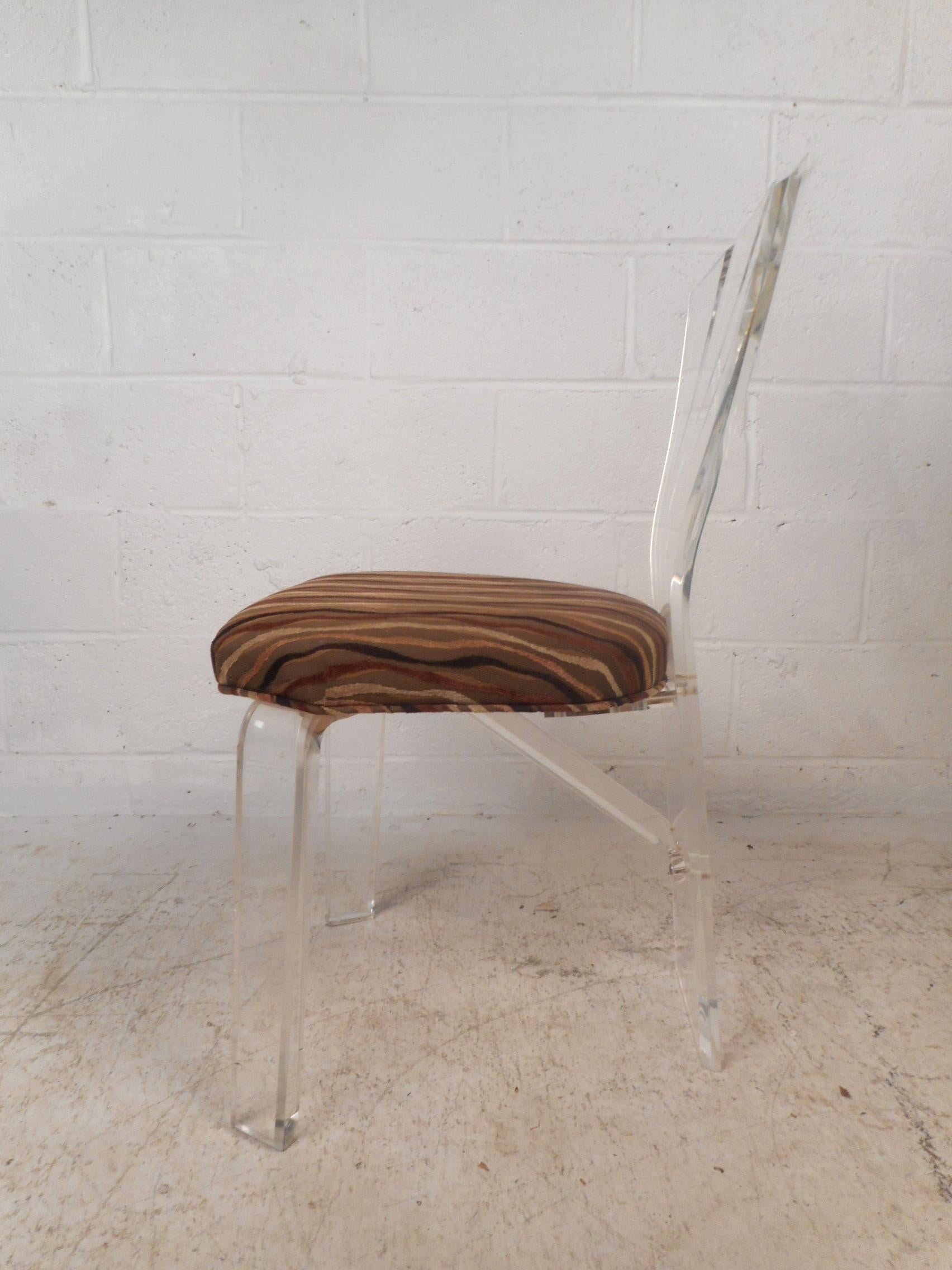 Mid-Century Modern Lucite Dining Set 1