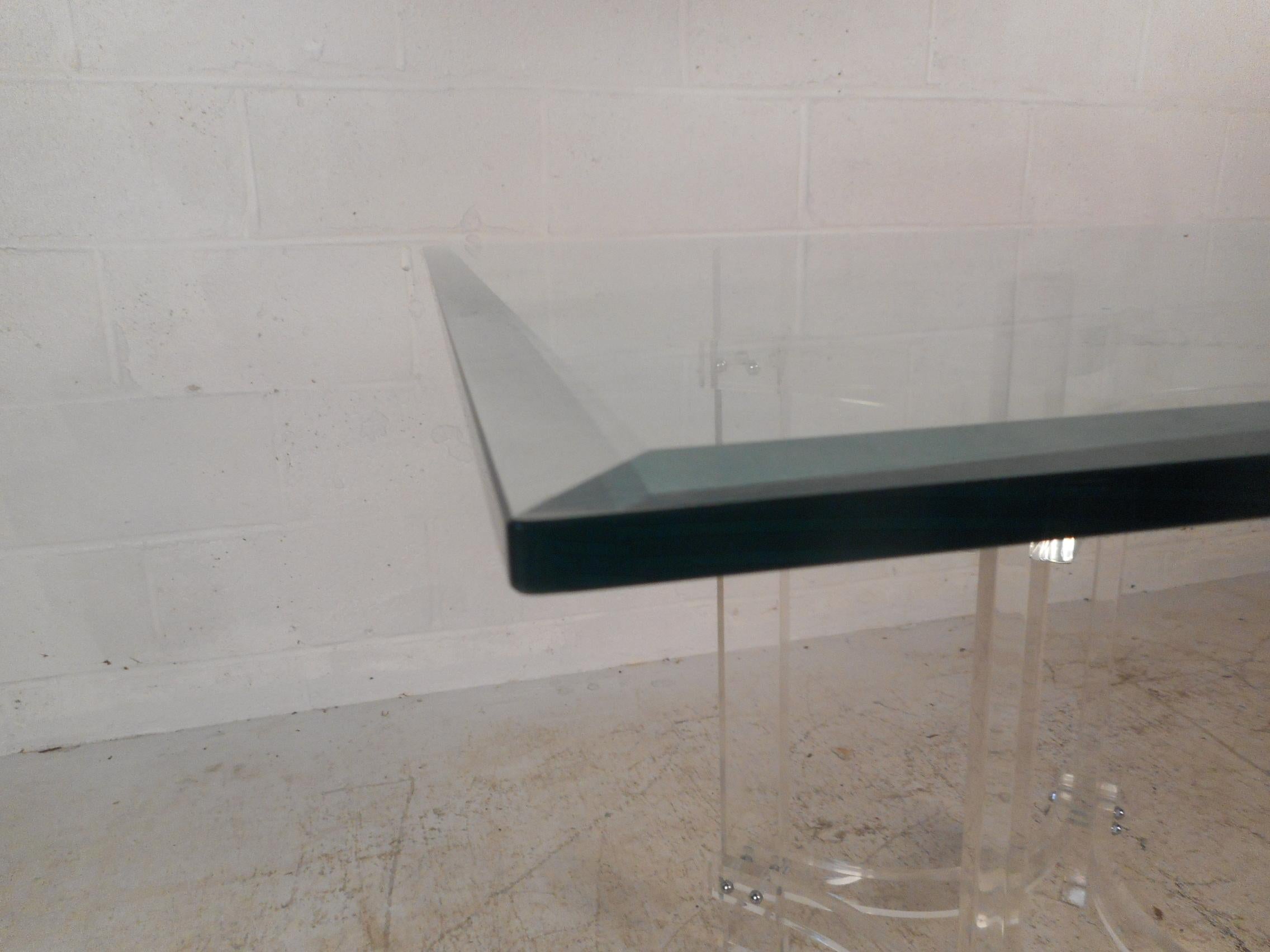 Mid-Century Modern Lucite Dining Set 4