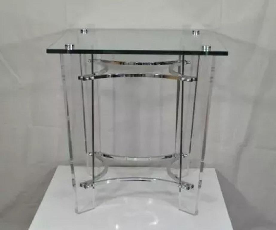 Table d'appoint carrée moderne du milieu du siècle dernier en lucite et verre d'après Charles Hollis Jones en vente 2