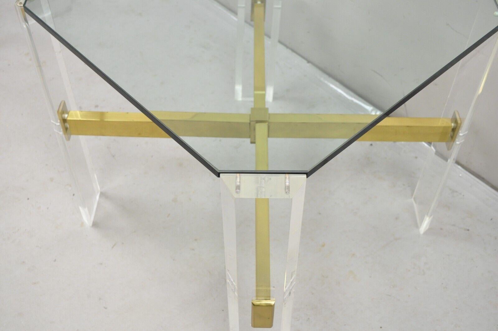 Mid Century Modern Lucite & Glass Top Occasional Side Table w Brass Stretcher For Sale 3