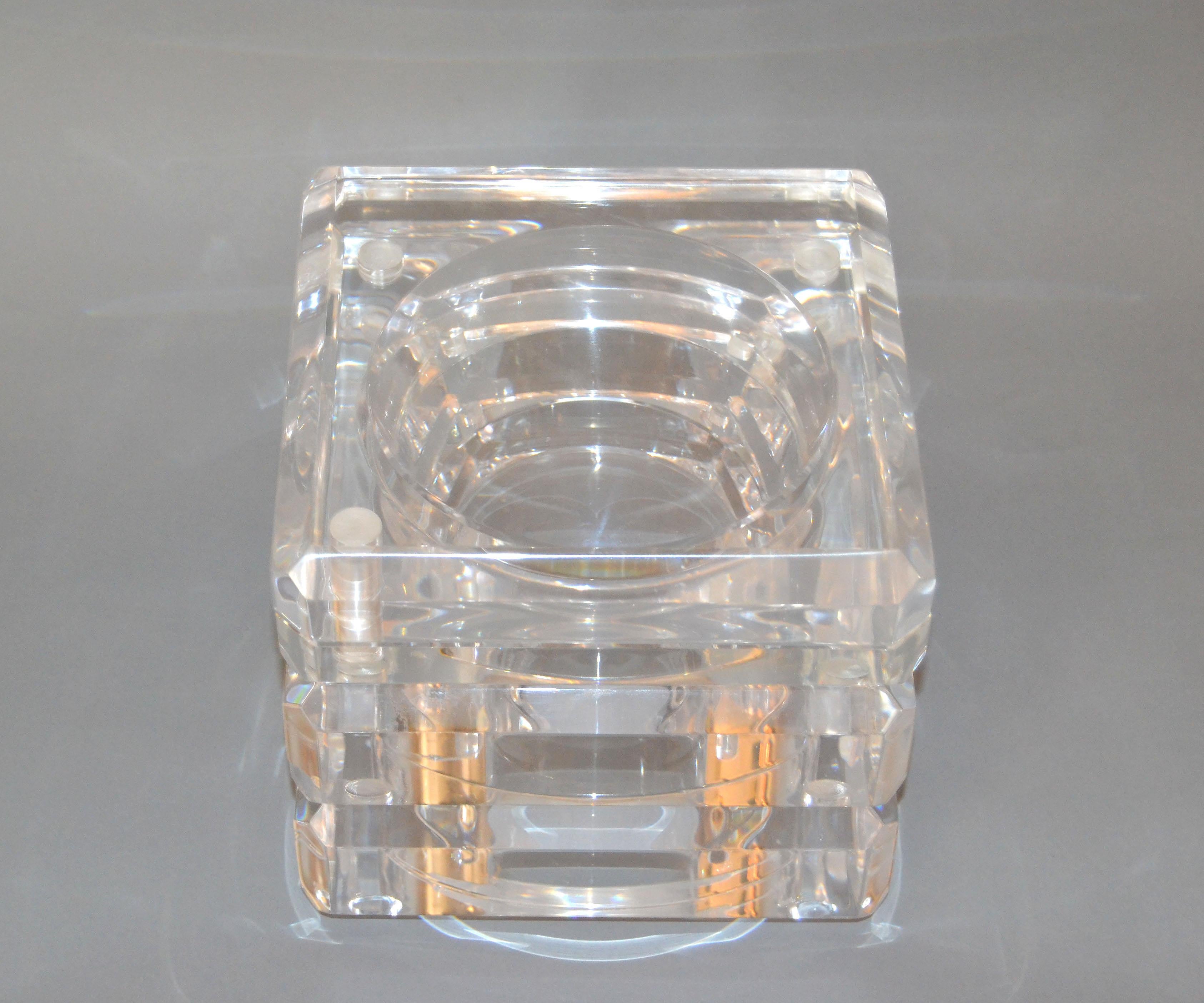 Mid-Century Modern Lucite Ice Bucket and Attached Swing Lid 3