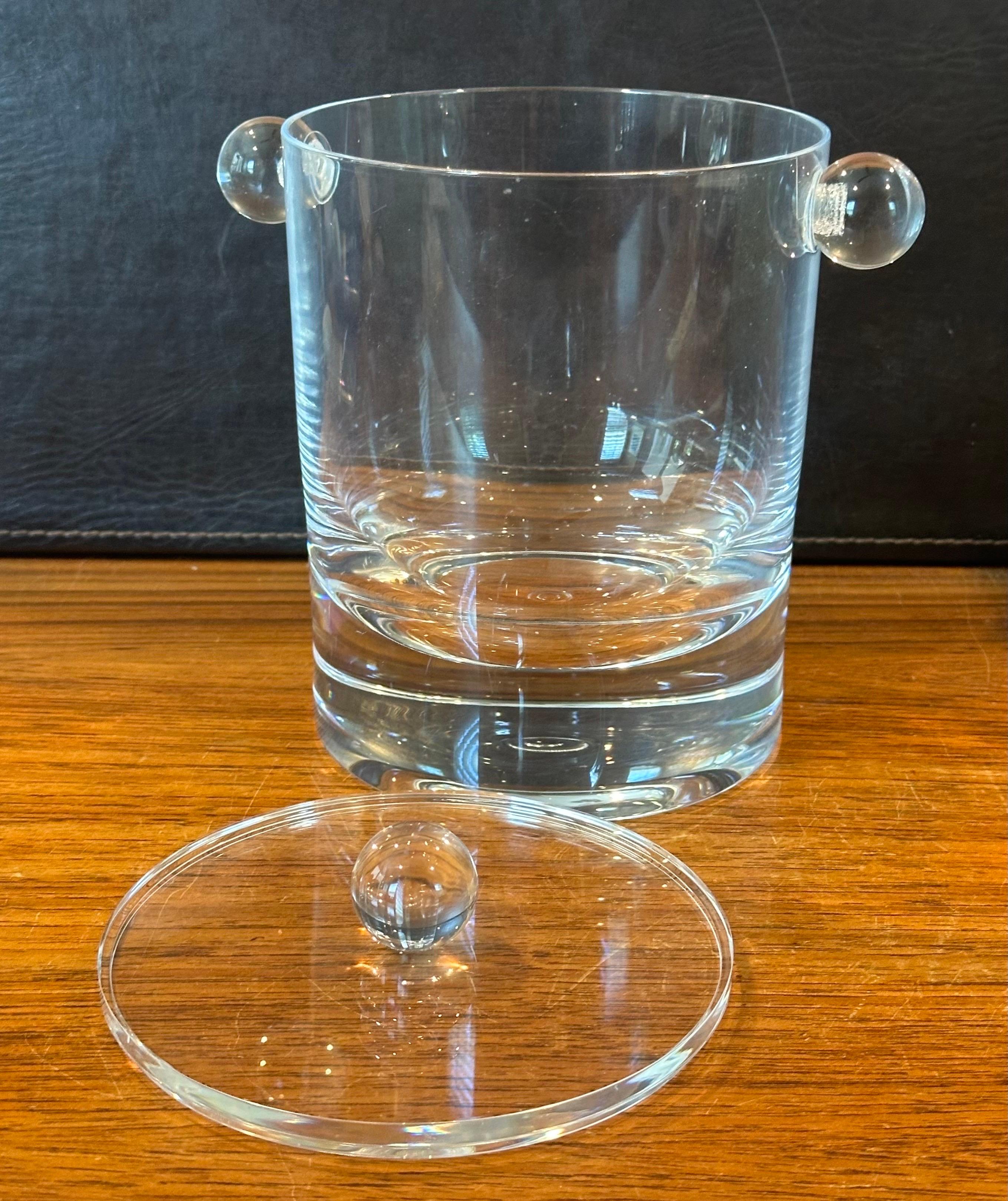 Mid-Century Modern Lucite Ice Bucket  In Good Condition For Sale In San Diego, CA
