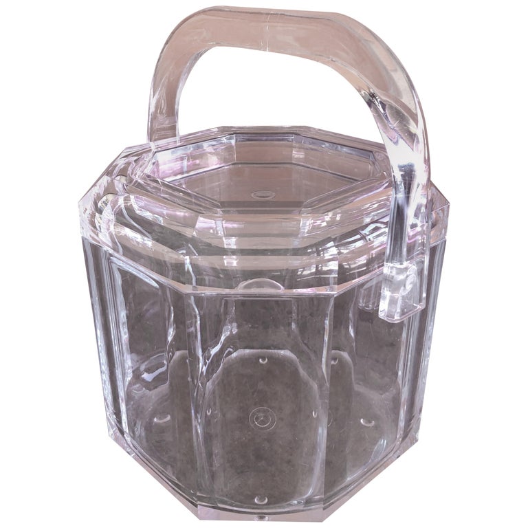 MidCentury Modern Lucite Ice Bucket with Handle For Sale at 1stDibs