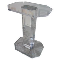 Tavolino con piedistallo in lucite moderno di metà secolo