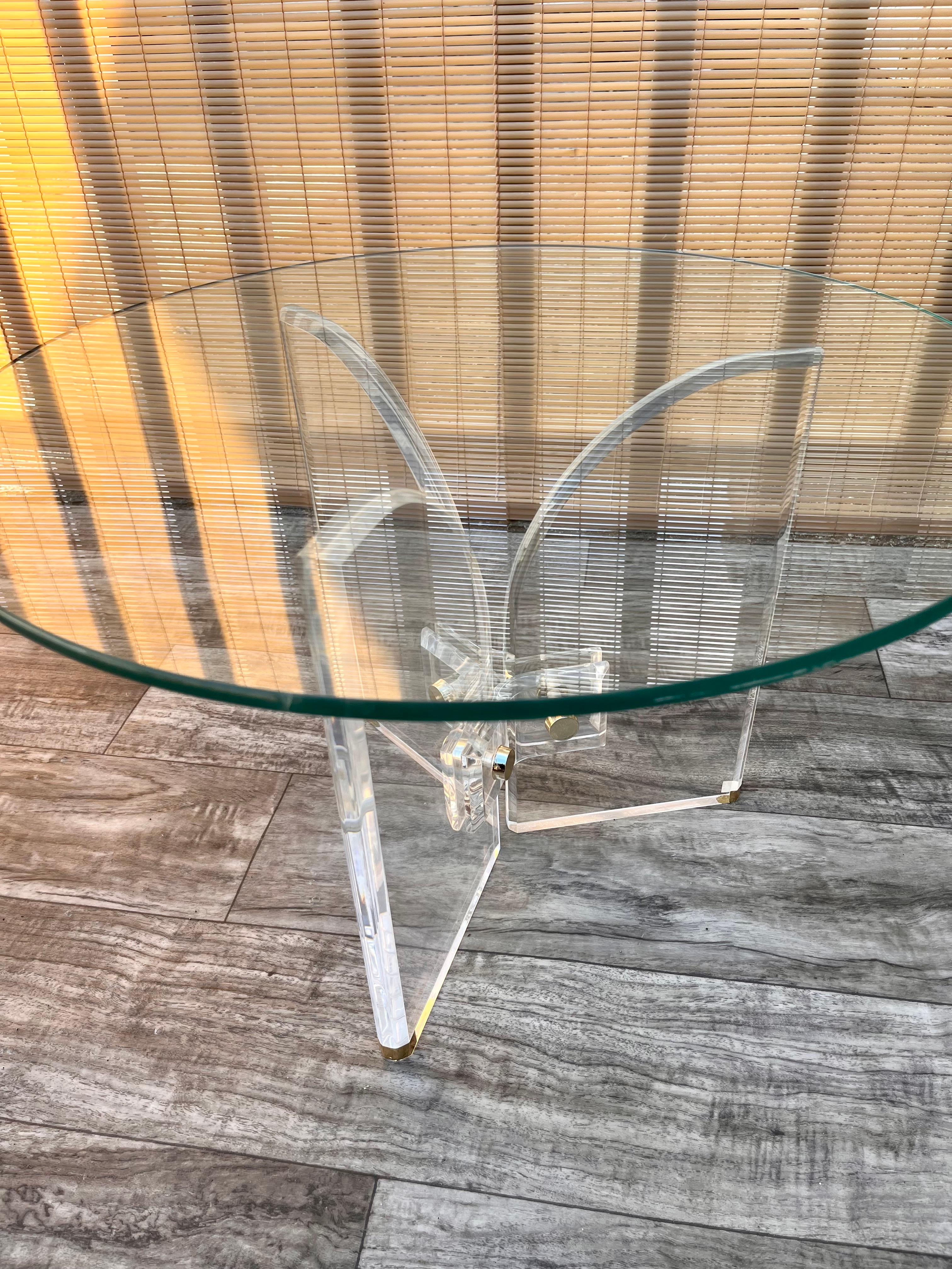 American Mid-Century Modern Lucite Side Table in the Manner of Charles Hollis Jones For Sale