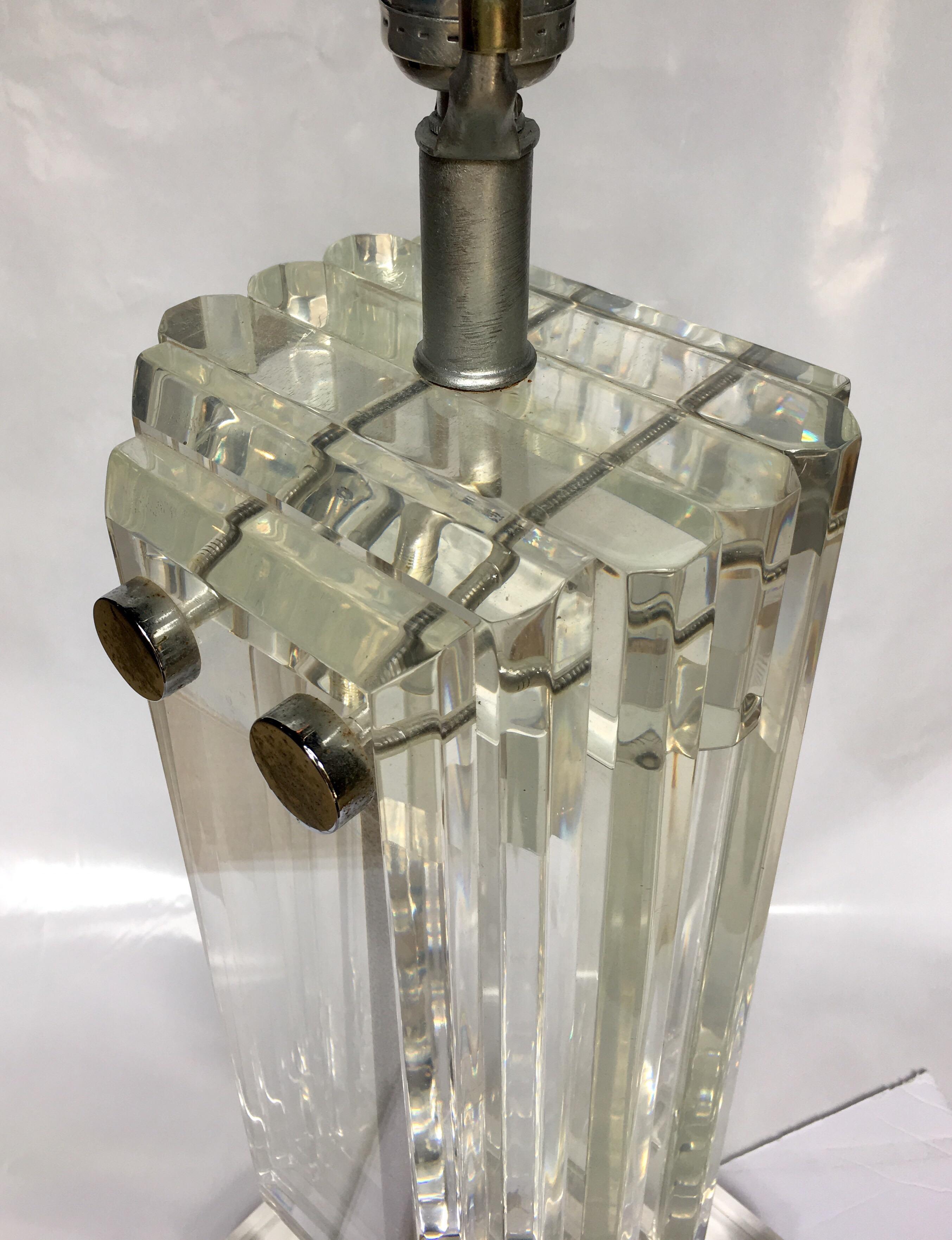 Hollywood Regency Mid-Century Modern Lucite Skyscraper Table Lamp For Sale