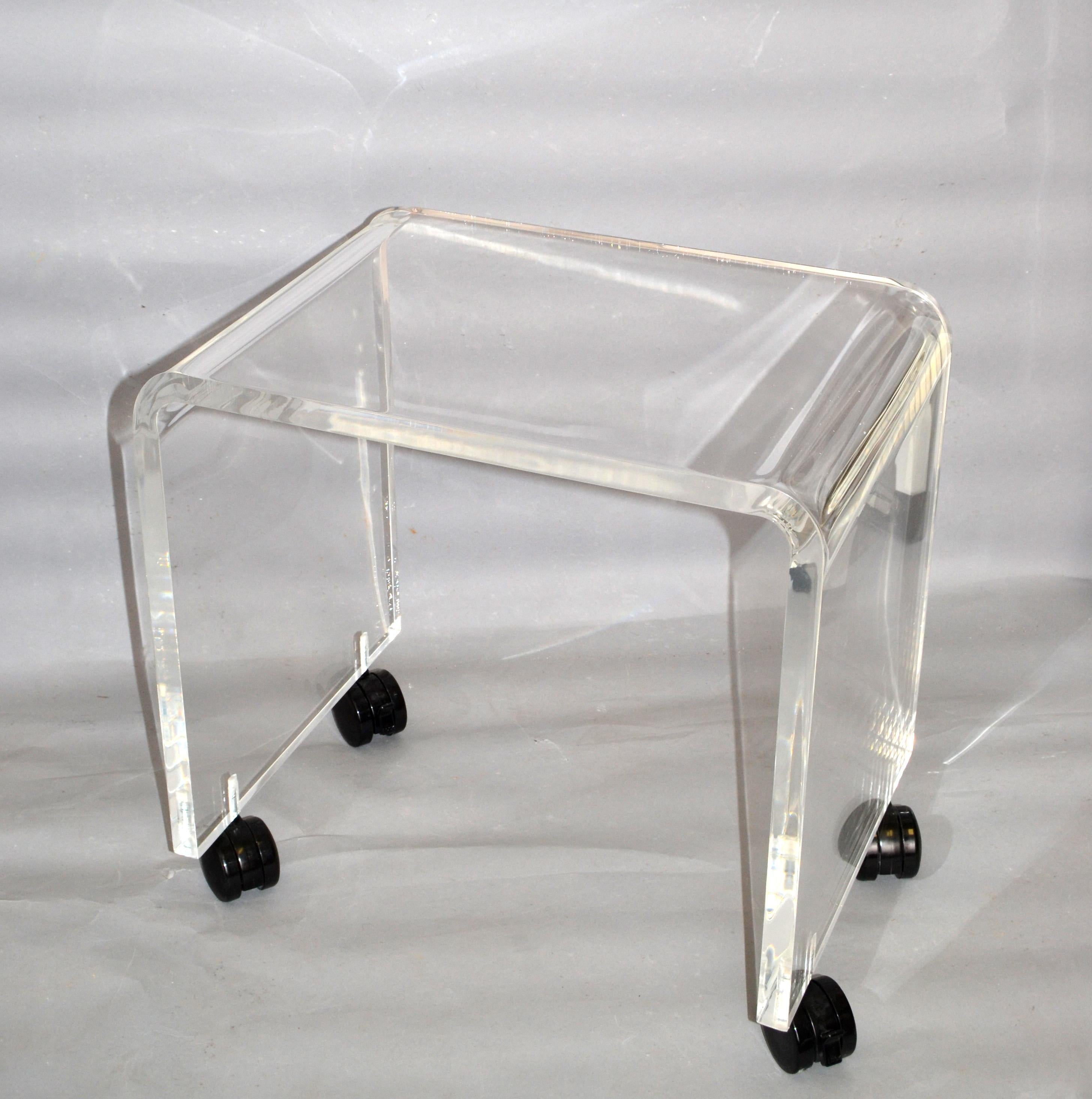 Mid-Century Modern Lucite Stool, Vanity Stool, Bench on Casters For Sale 2