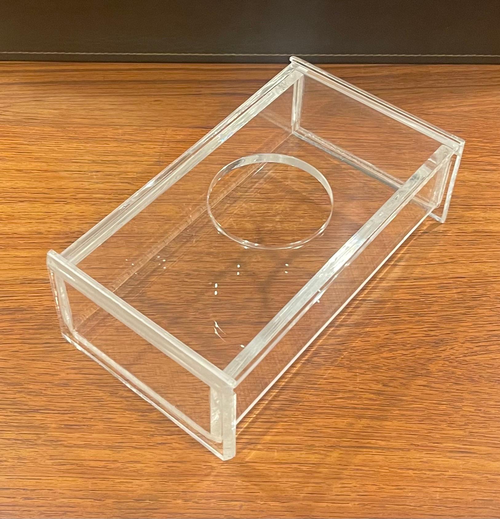 Mid-Century Modern Lucite Tissue Box in the Style of Charles Hollis Jones For Sale 8