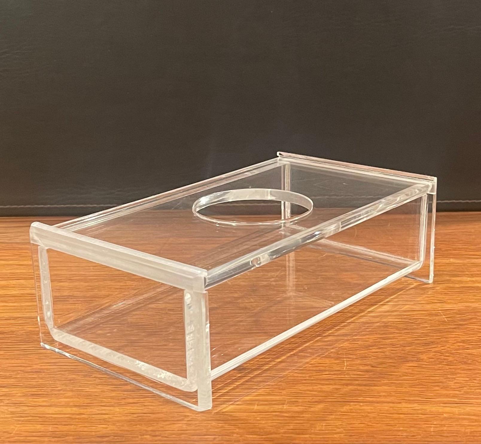 Mid-Century Modern Lucite Tissue Box in the Style of Charles Hollis Jones In Good Condition For Sale In San Diego, CA