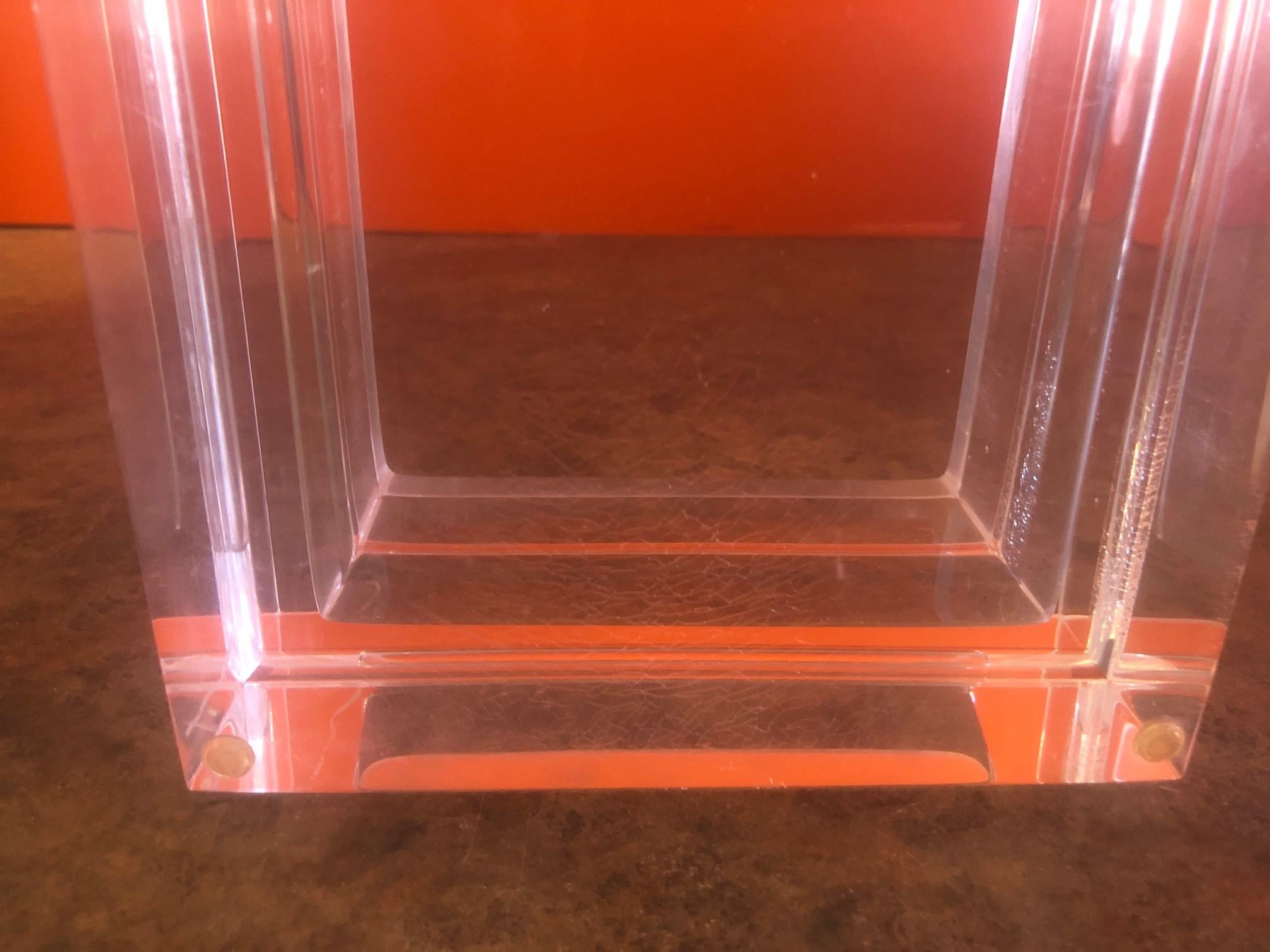 Mid-Century Modern Lucite Tissue Box in the Style of Charles Hollis Jones For Sale 2