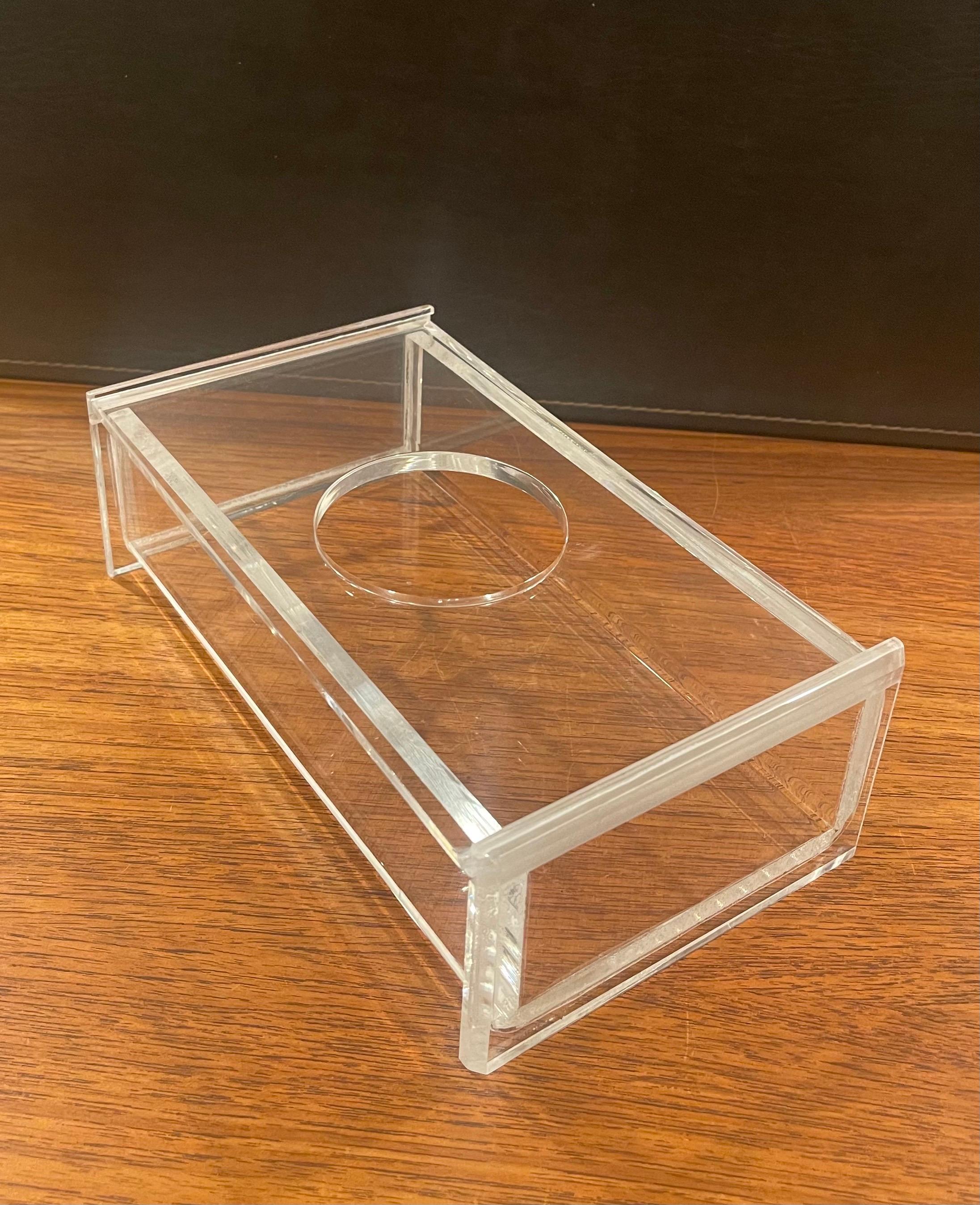 Mid-Century Modern Lucite Tissue Box in the Style of Charles Hollis Jones For Sale 3