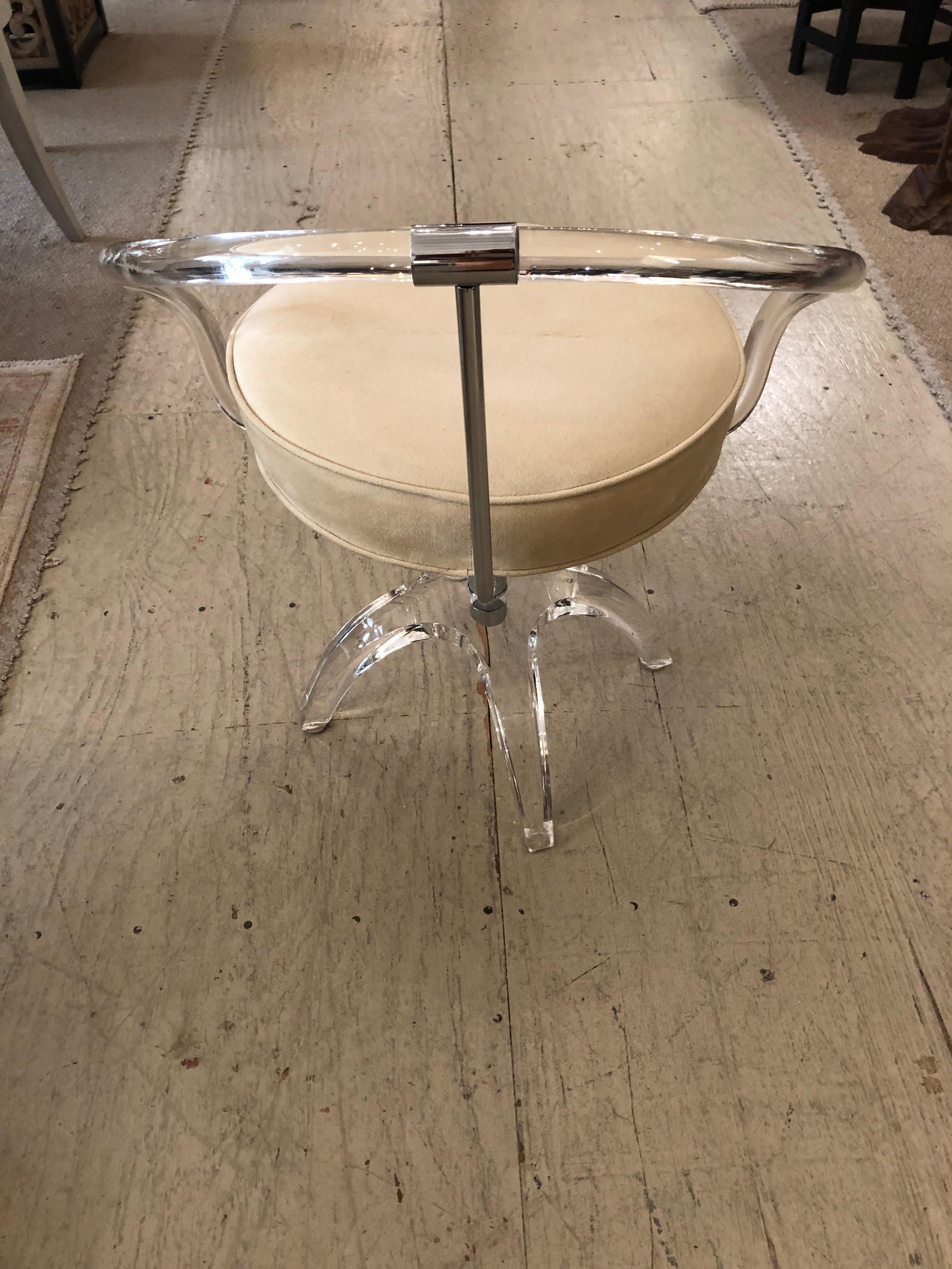 Mid-Century Modern Lucite & Ultrasuede Swivel Vanity Stool Chair In Good Condition In Hopewell, NJ