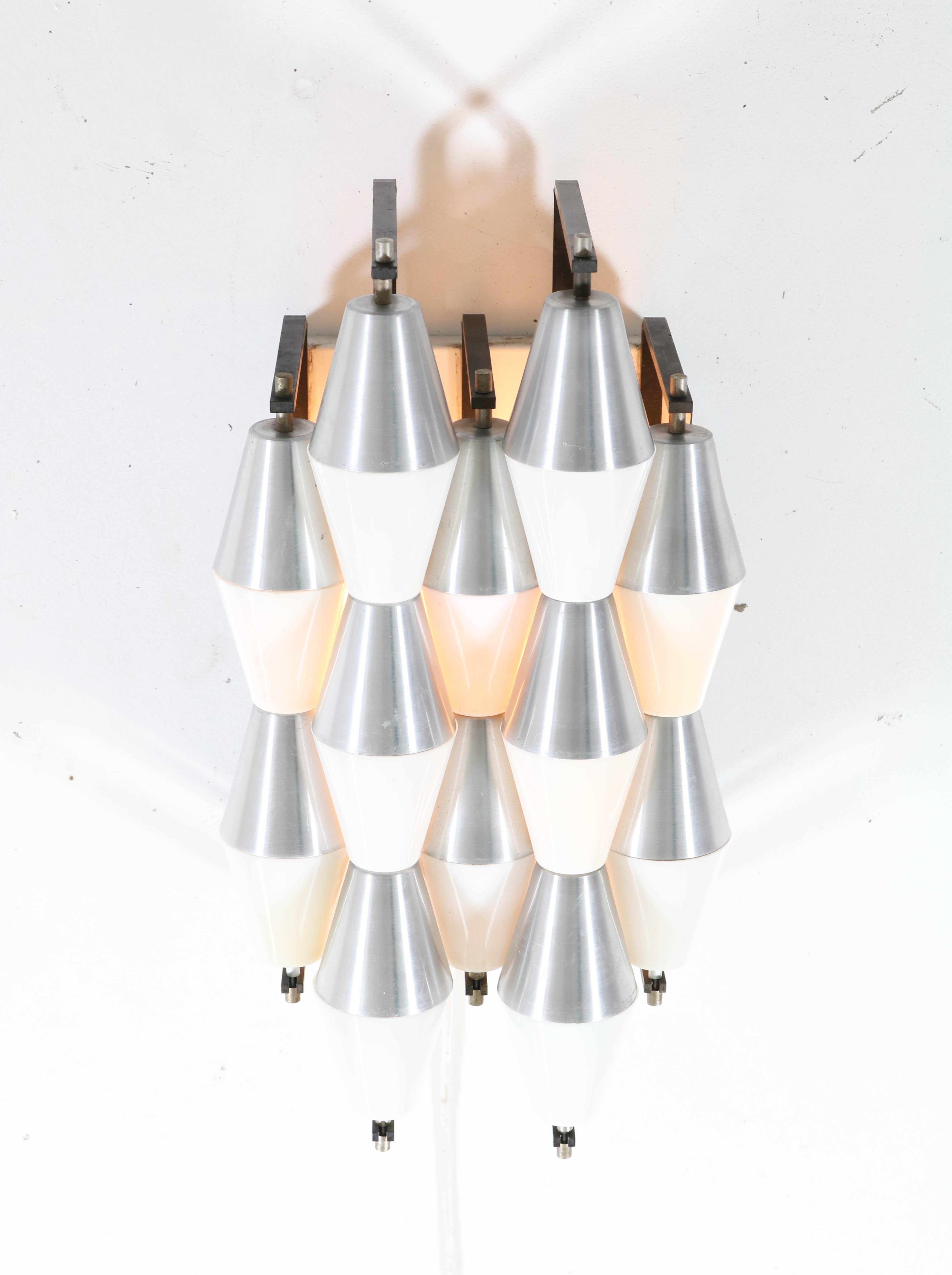 Mid-Century Modern Ludiek Wall Light or Sconce by RAAK Amsterdam, 1960s 1