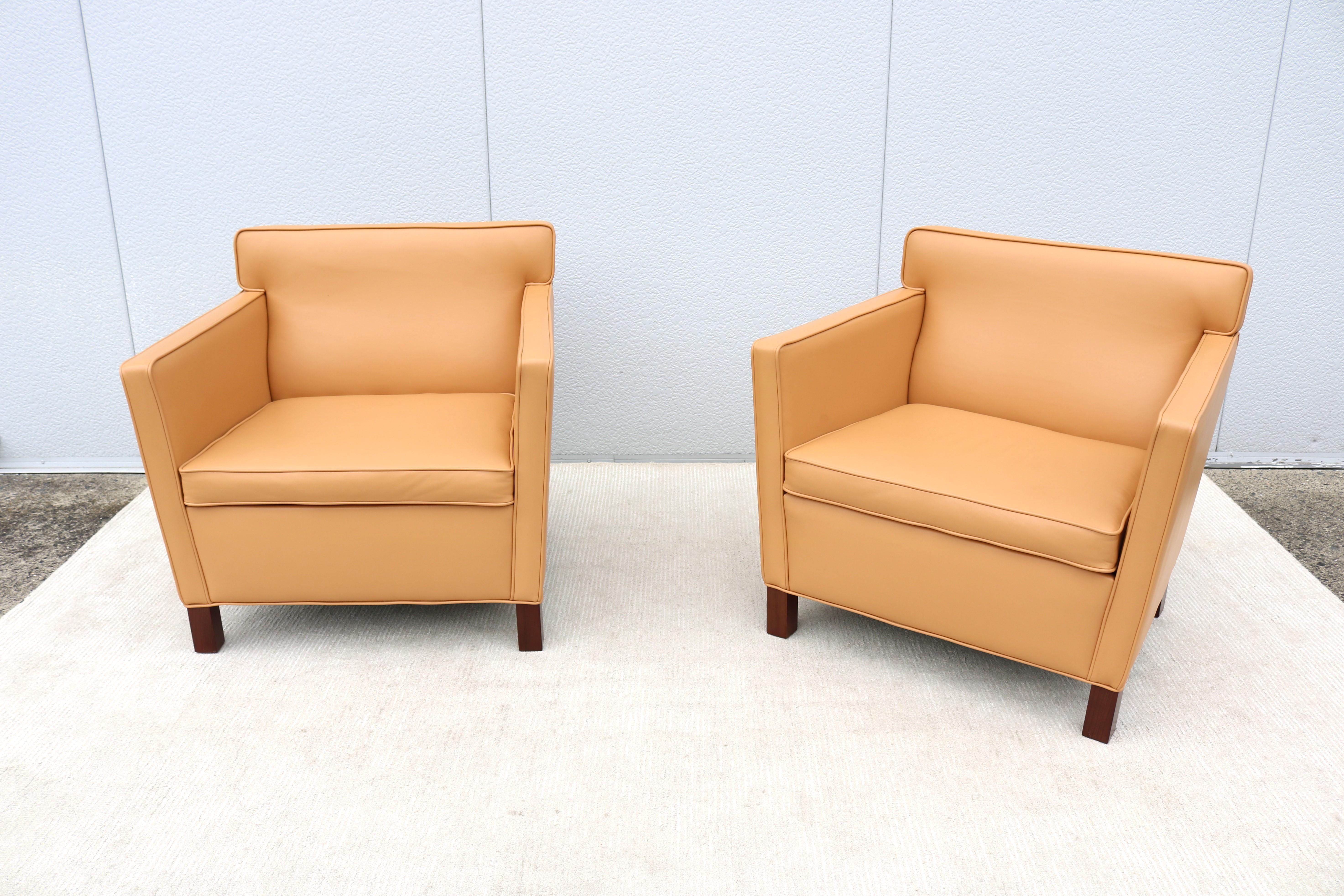 Mid-Century Modern Ludwig Mies van der Rohe for Knoll Krefeld Lounge Chairs Pair In Excellent Condition For Sale In Secaucus, NJ