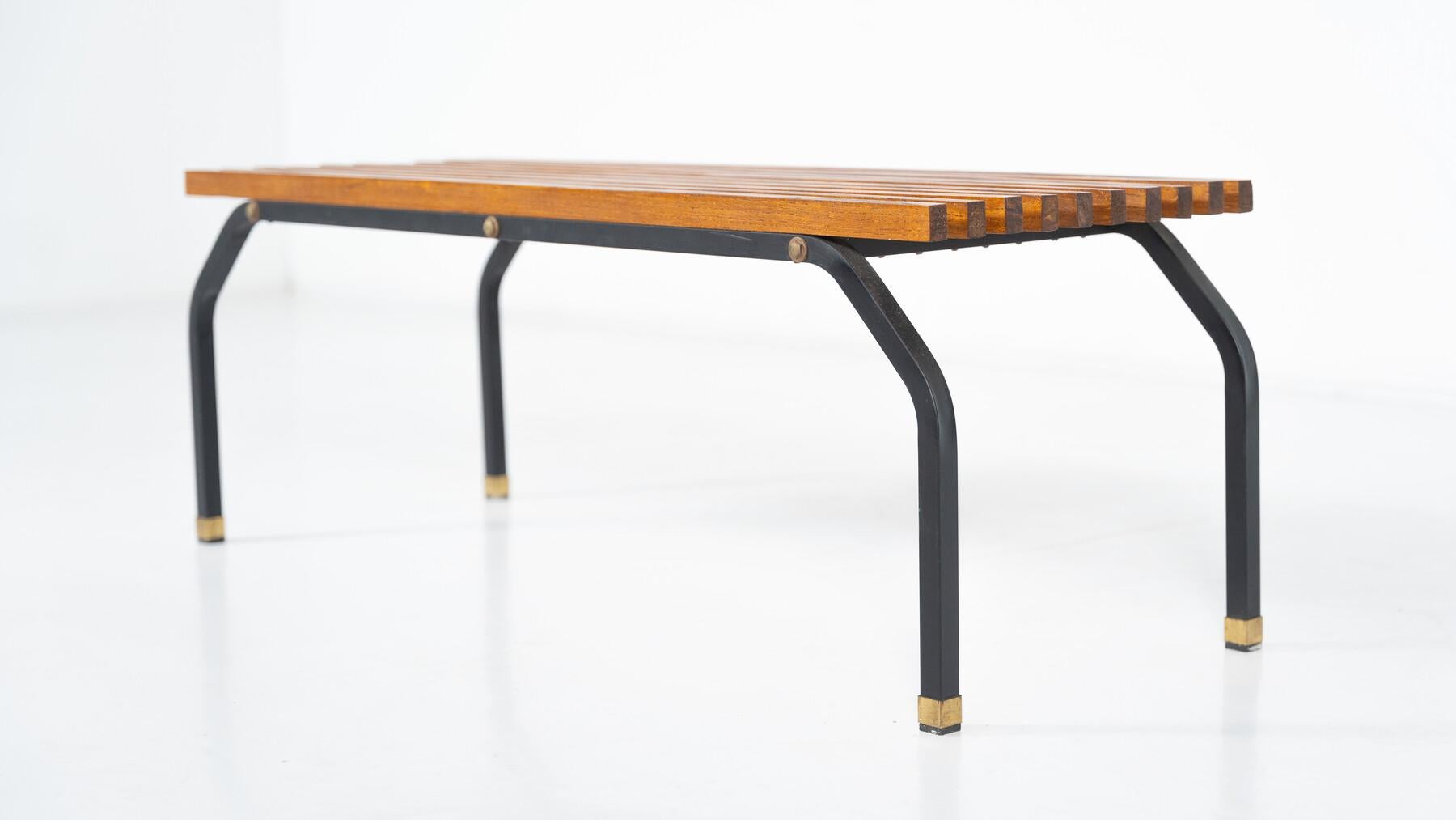 Banc à bagages The Modernity, Italie, années 1960 en vente 1
