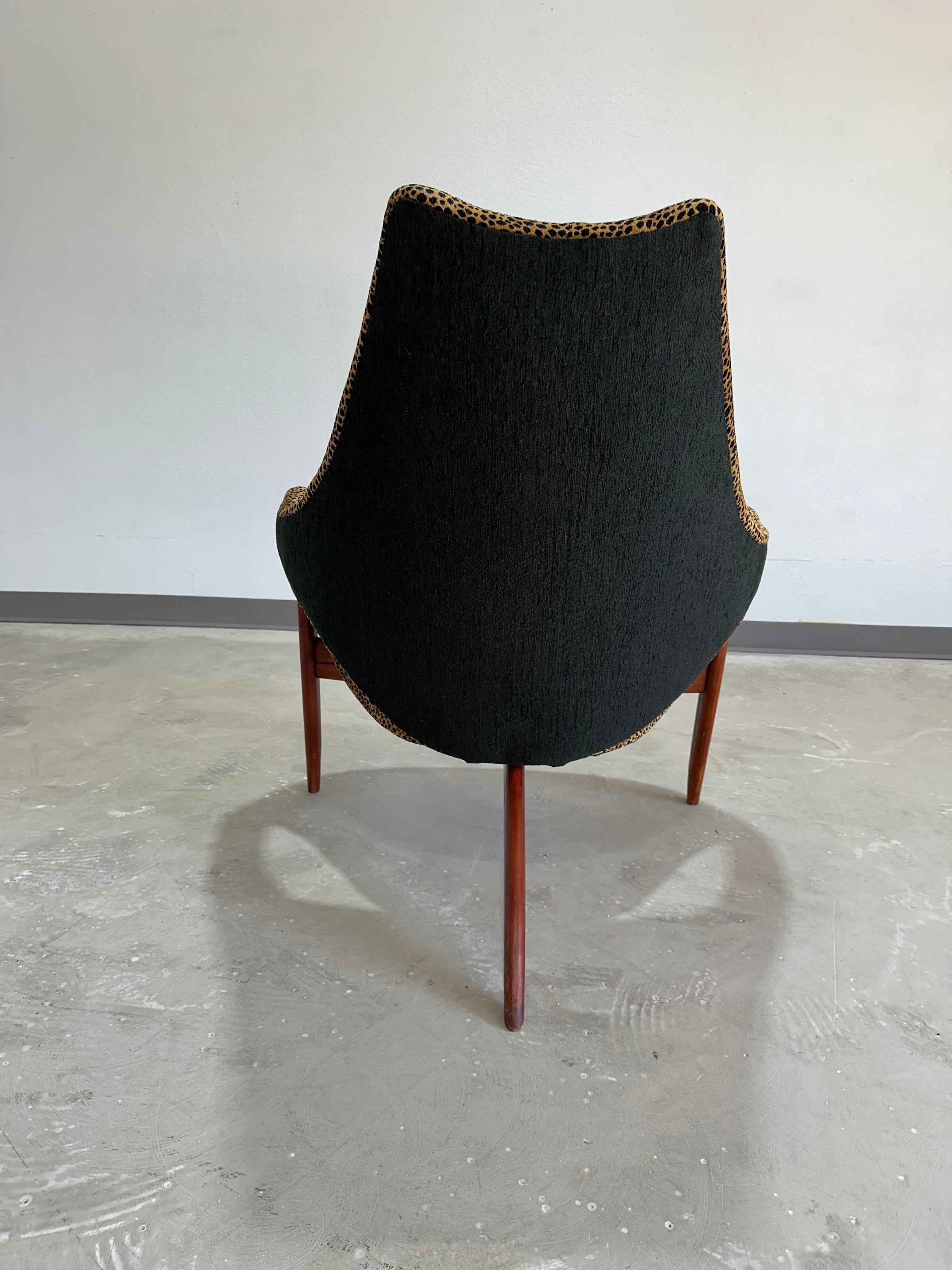 Oiled Mid Century Modern Luigi Tiengo for Cimon Canada Tri Leg Lounge Chair